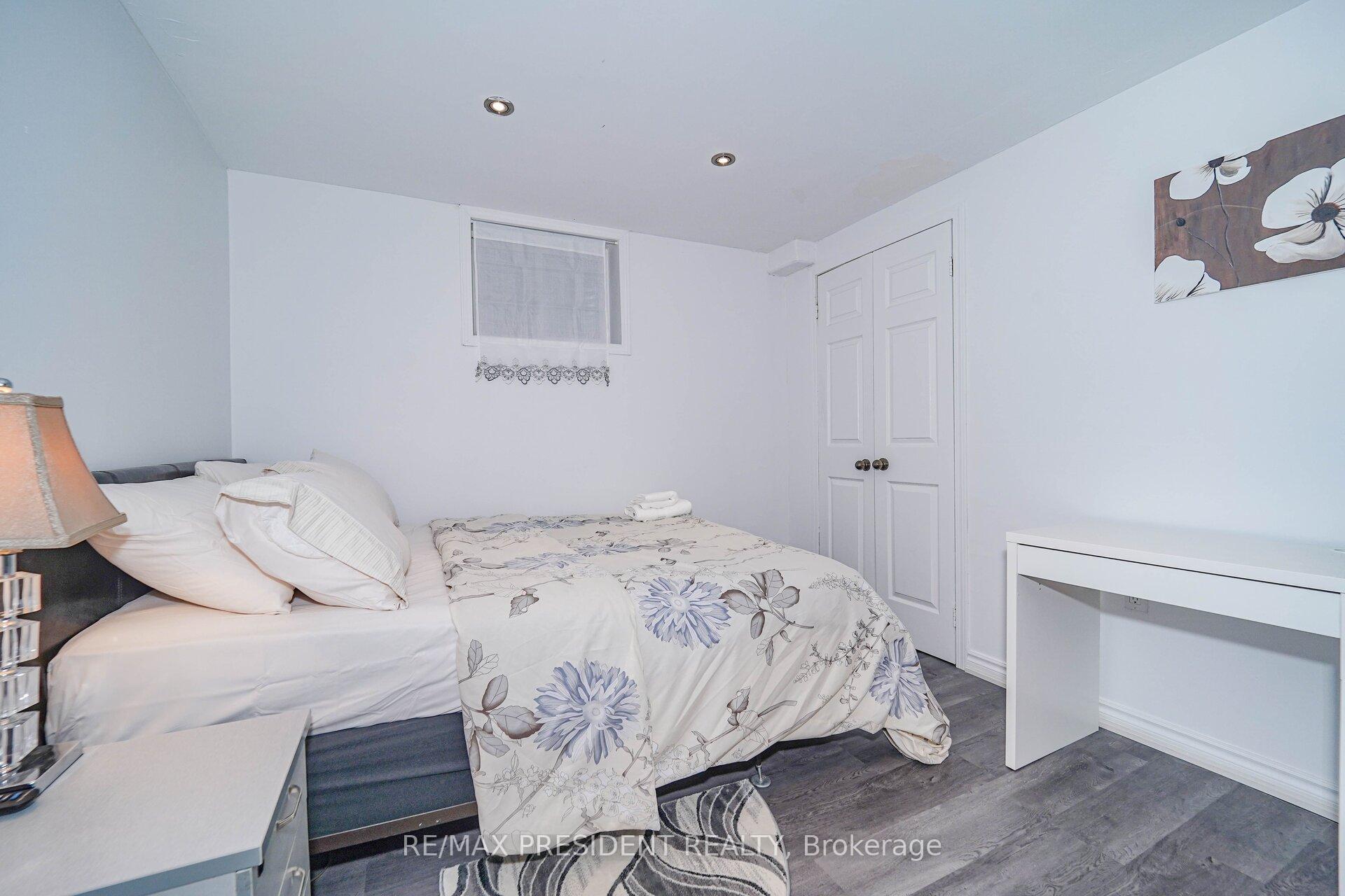 Photo 33 of 69 Chalmers Crescent, Ajax, Central — HOMEH