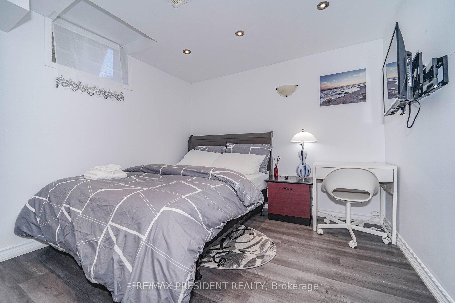 Photo 34 of 69 Chalmers Crescent, Ajax, Central — HOMEH
