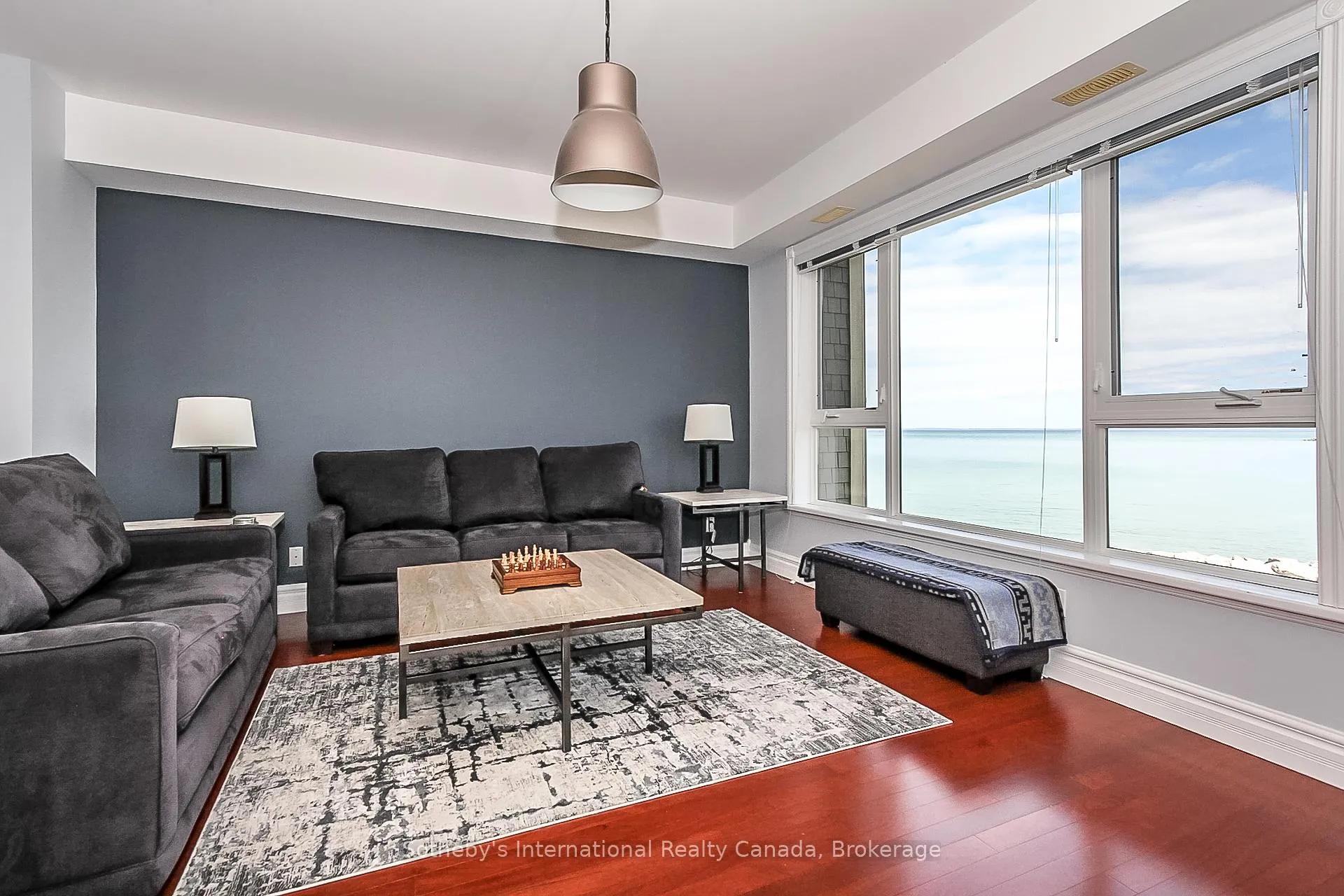 Photo 20 of 550 Mariners Way, Collingwood — HOMEH