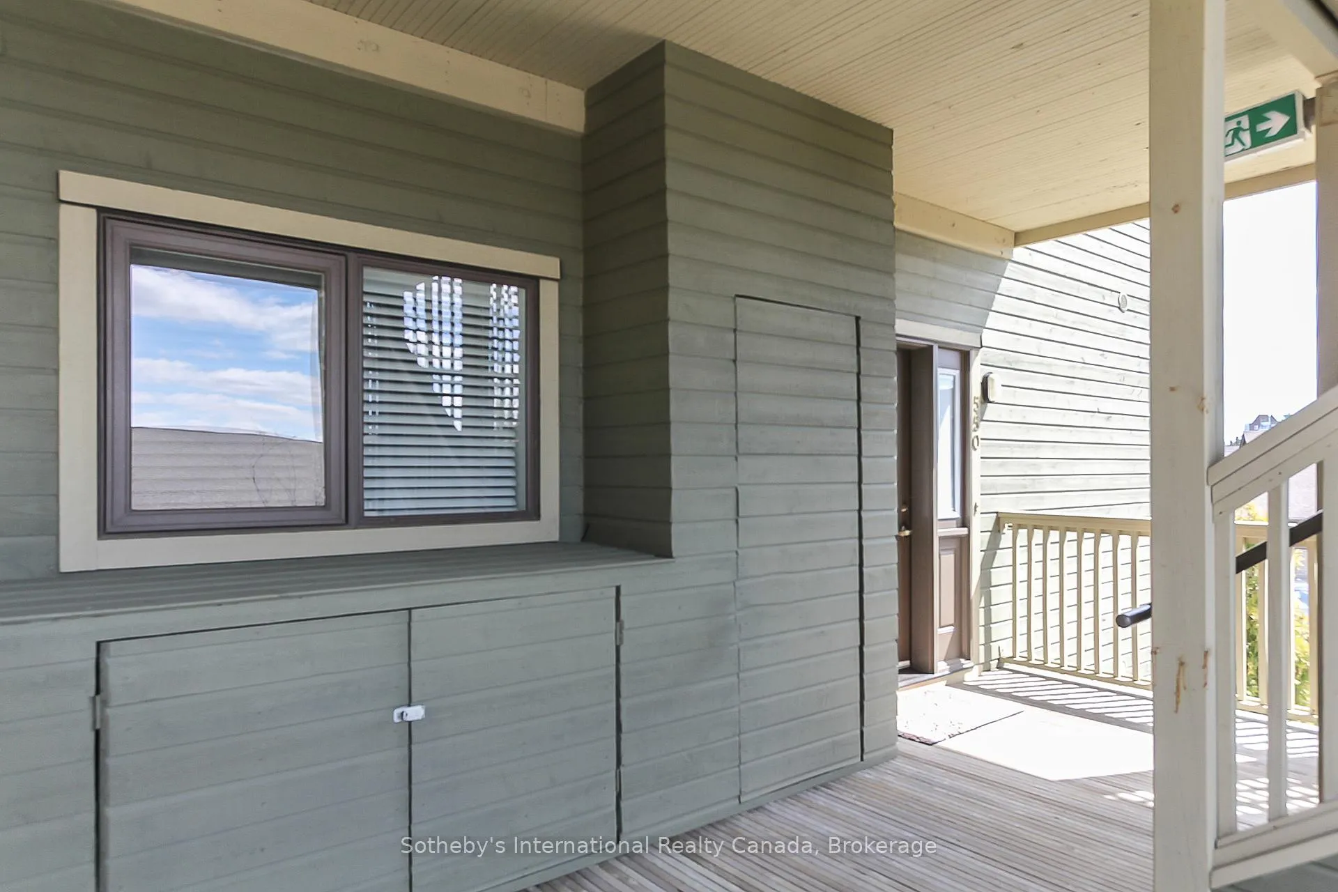 Photo 37 of 550 Mariners Way, Collingwood — HOMEH