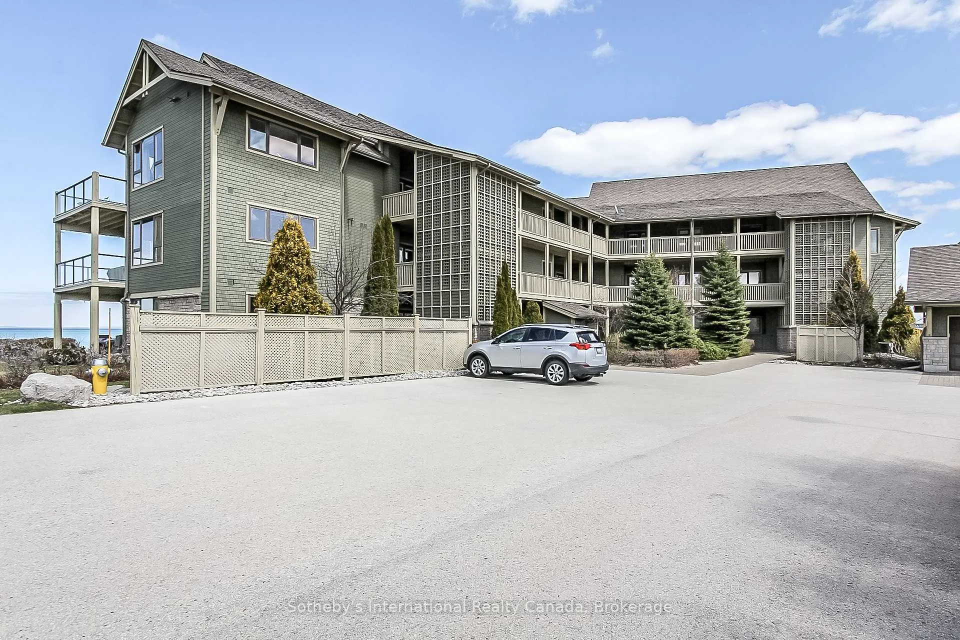Photo 42 of 550 Mariners Way, Collingwood — HOMEH