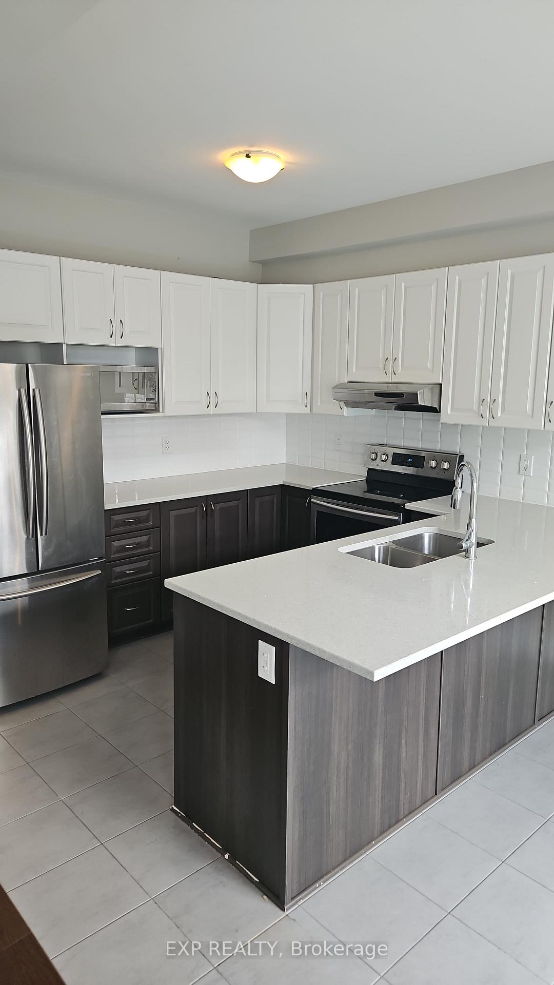 Photo 4 of 39 Knockaderry Crescent, Ottawa, Barrhaven - Half Moon Bay — HOMEH
