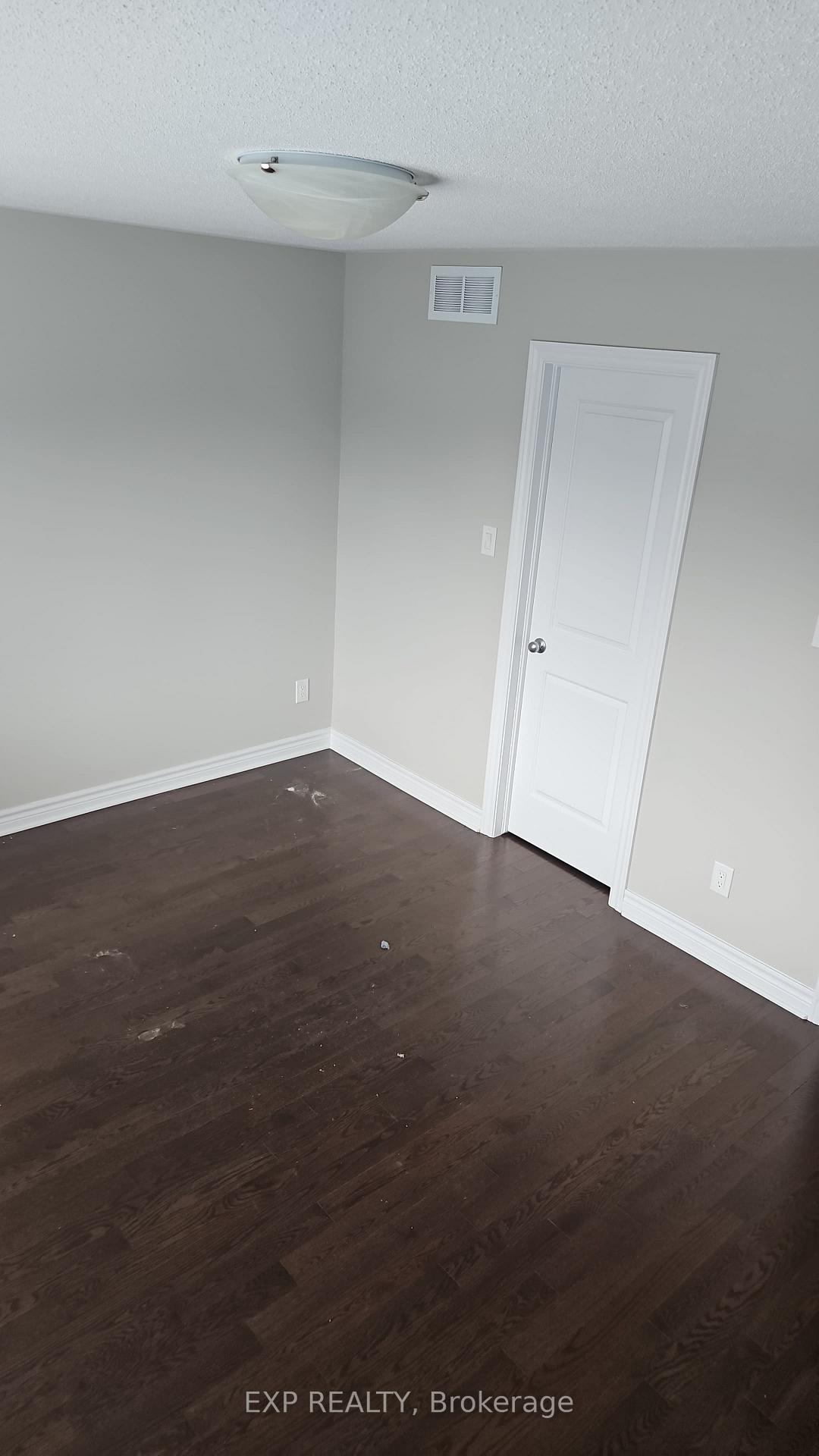 Photo 10 of 39 Knockaderry Crescent, Ottawa, Barrhaven - Half Moon Bay — HOMEH