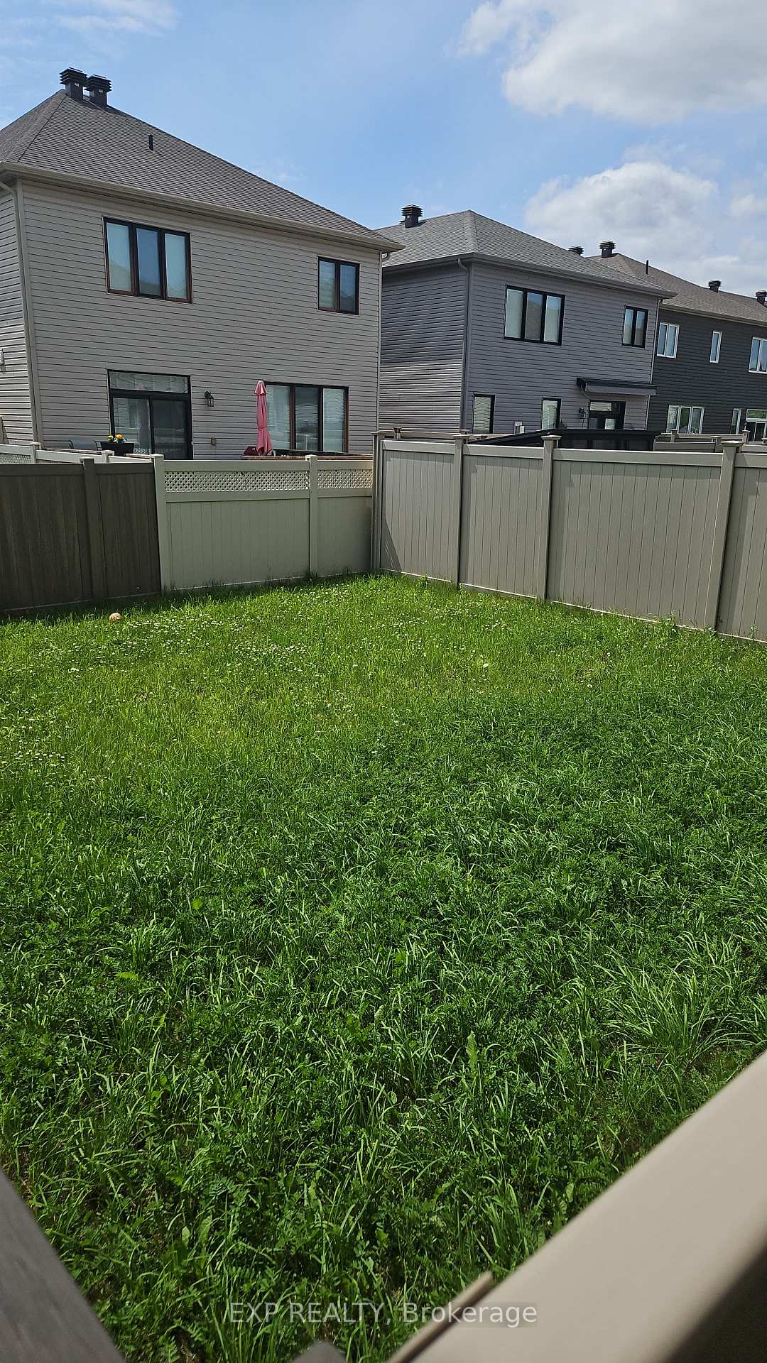 Photo 15 of 39 Knockaderry Crescent, Ottawa, Barrhaven - Half Moon Bay — HOMEH