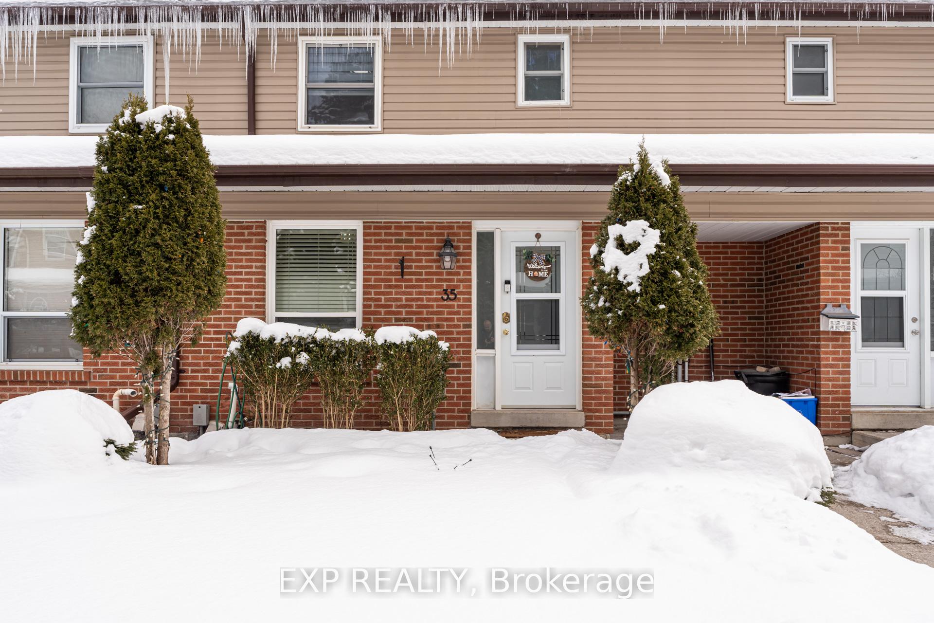 Photo 3 of 35 Kingham Road, Halton Hills, Acton — HOMEH