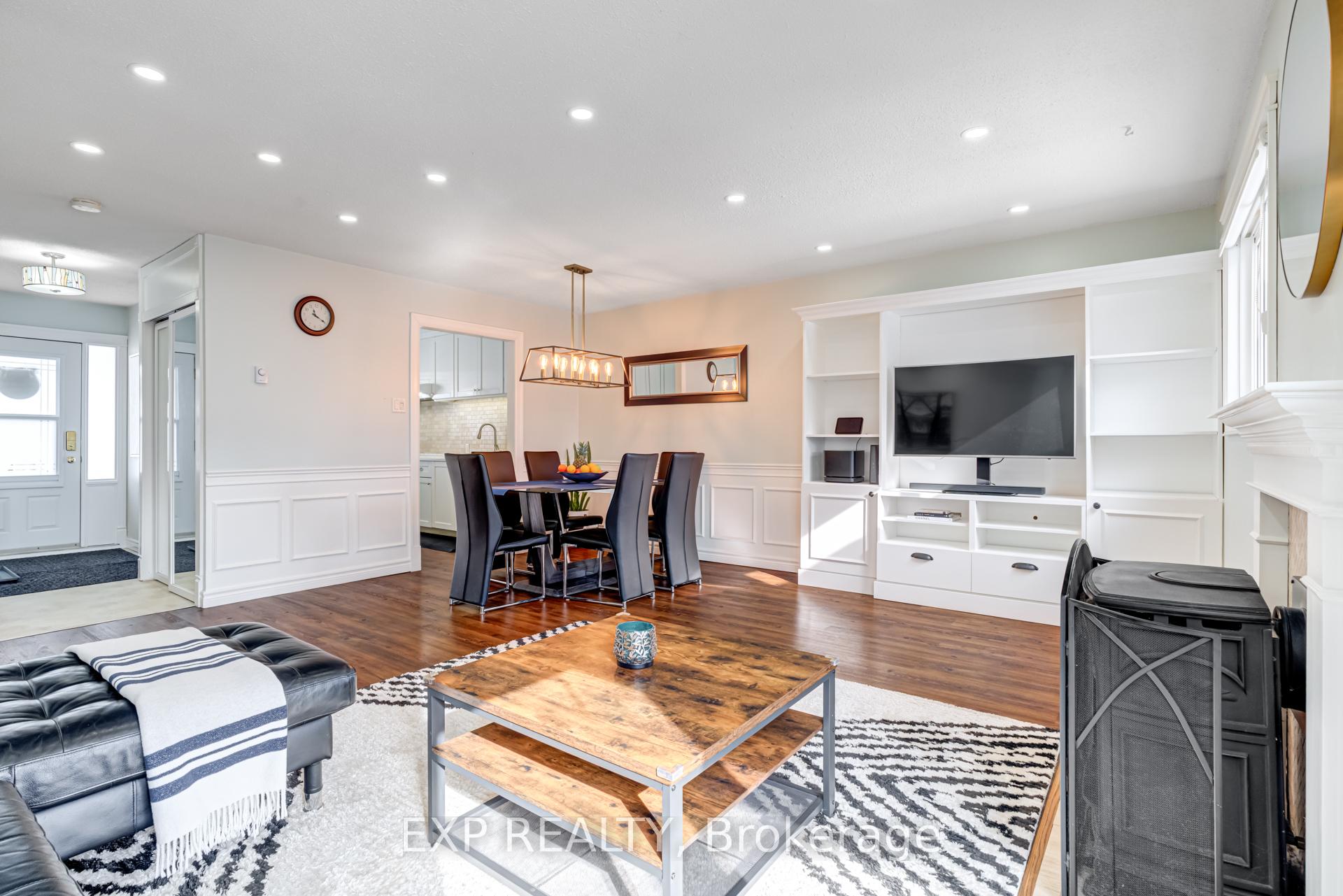 Photo 8 of 35 Kingham Road, Halton Hills, Acton — HOMEH