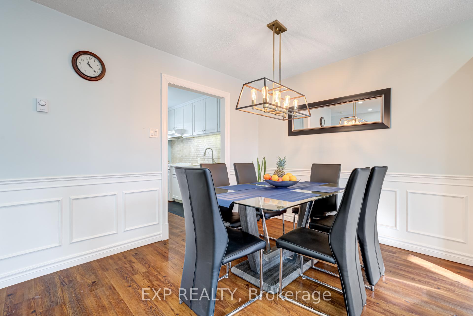 Photo 11 of 35 Kingham Road, Halton Hills, Acton — HOMEH
