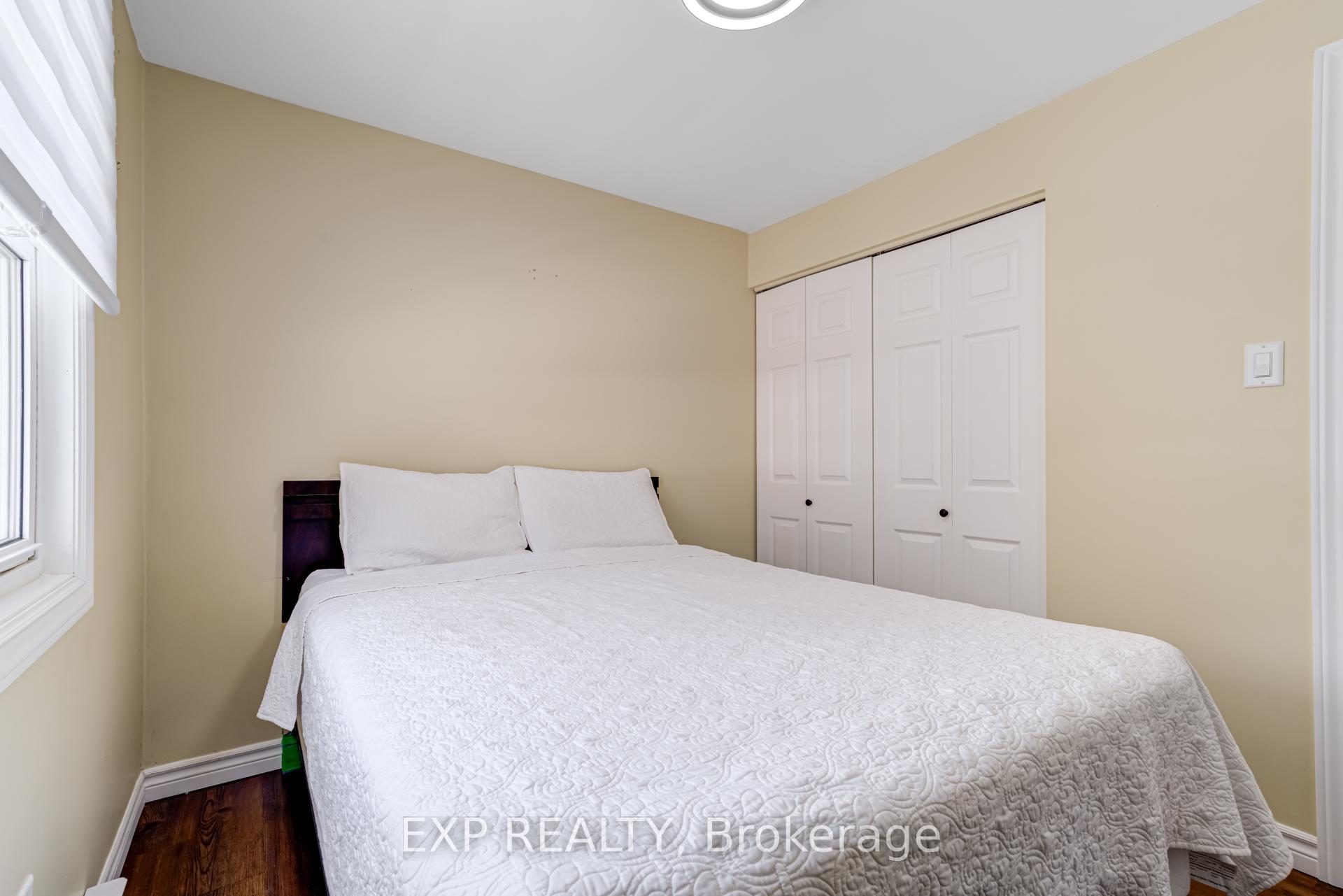 Photo 20 of 35 Kingham Road, Halton Hills, Acton — HOMEH