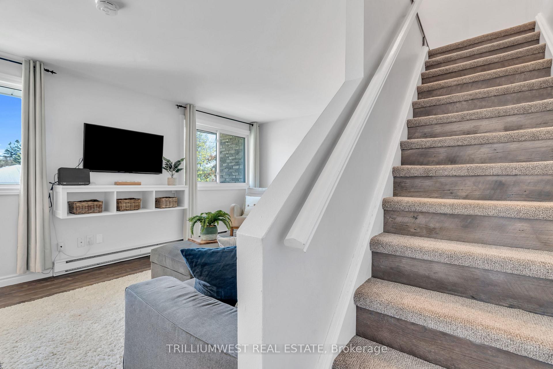 Photo 14 of Unit 16, 35 Breckenridge Drive, Kitchener — HOMEH