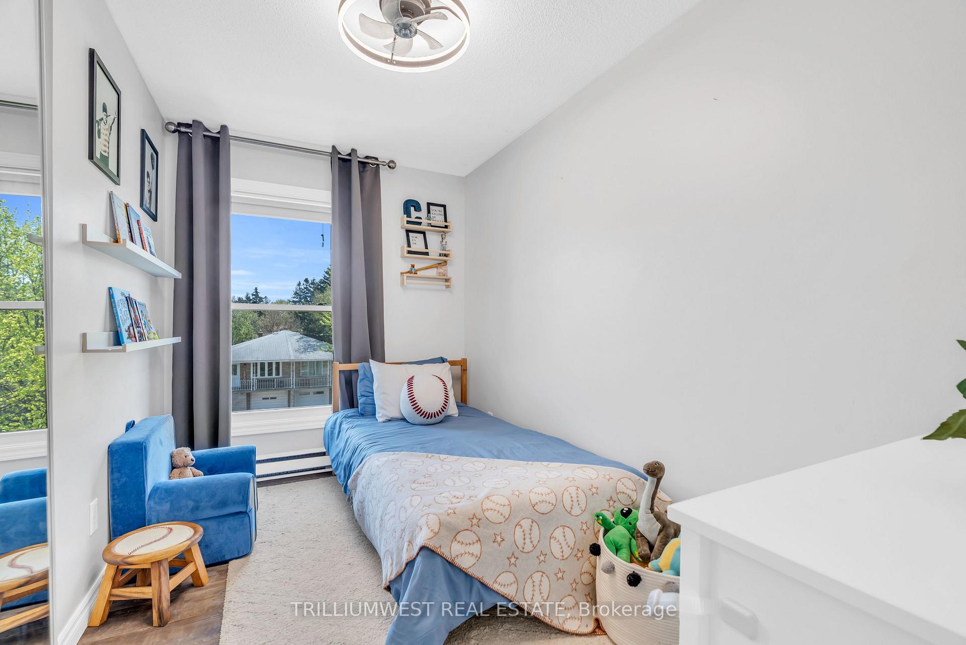 Photo 16 of Unit 16, 35 Breckenridge Drive, Kitchener — HOMEH