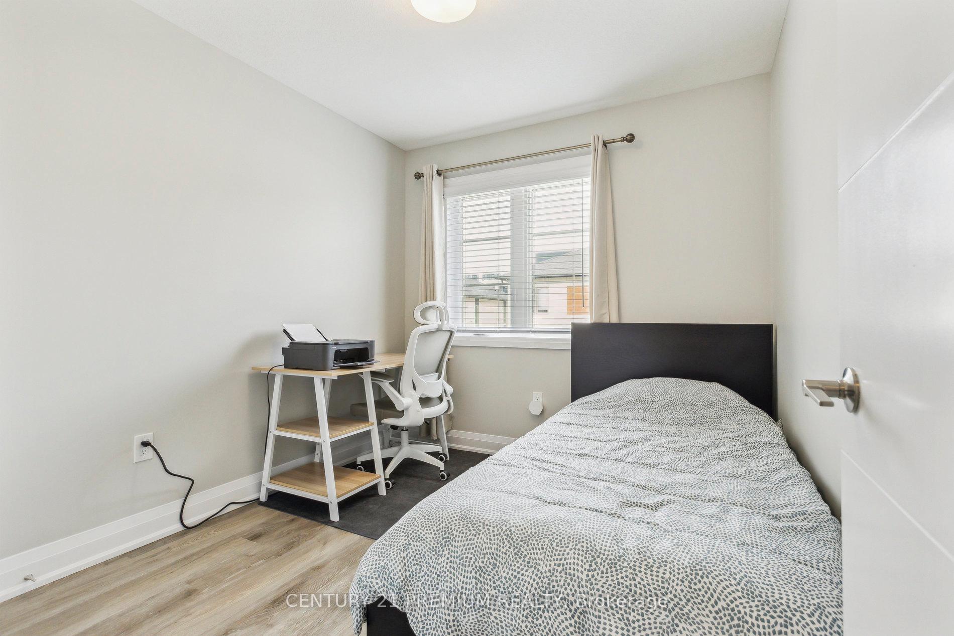 Photo 35 of Unit 29, 36 Steel Crescent, Guelph, St. Patrick's Ward — HOMEH