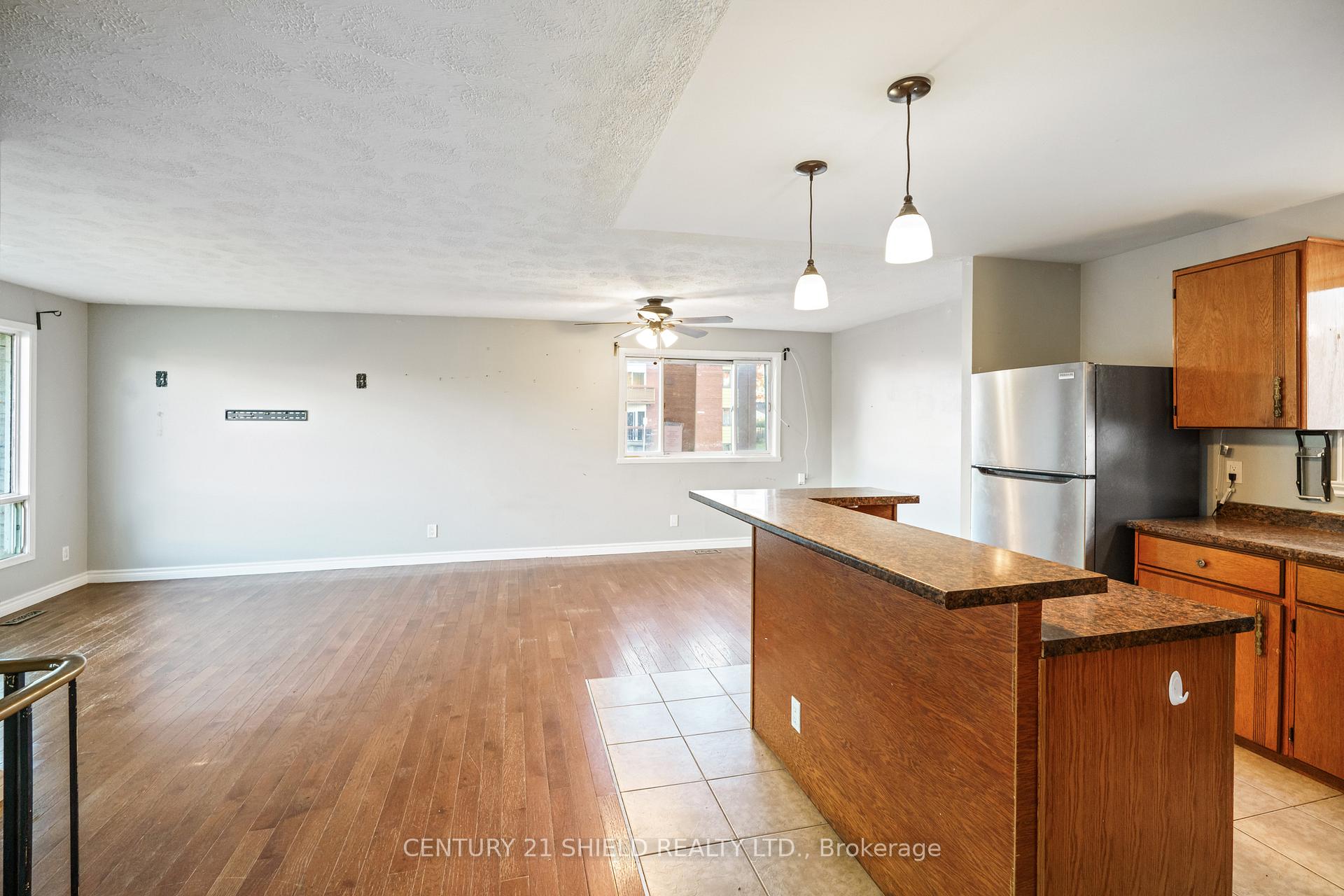 Photo 14 of 1130 Sydney Street, Cornwall — HOMEH