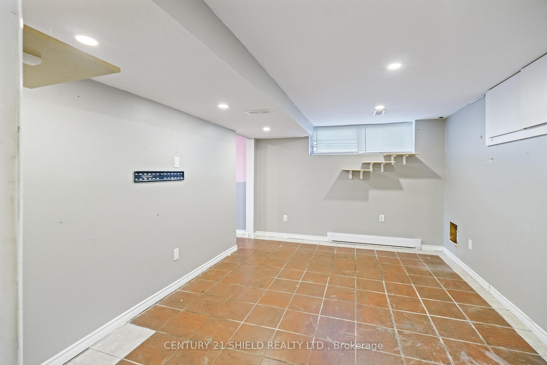 Photo 28 of 1130 Sydney Street, Cornwall — HOMEH