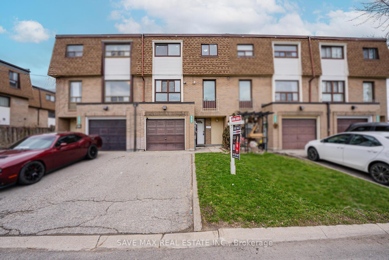 Front of 282 Fleetwood Crescent
