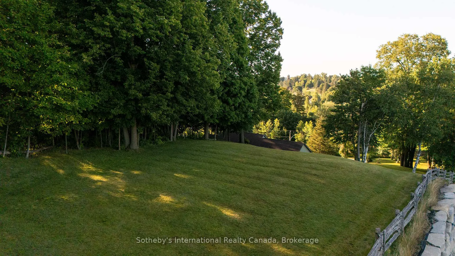 Photo 22 of 12 Matson Drive, Caledon, Palgrave — HOMEH