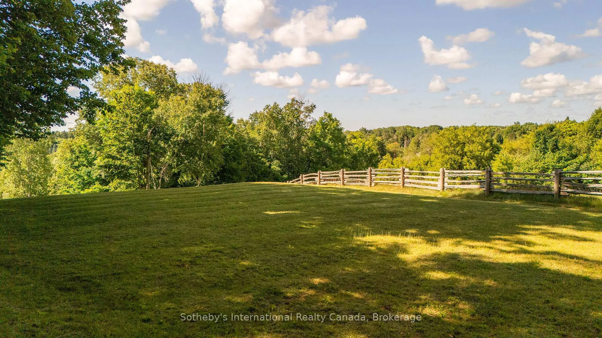 Photo 45 of 12 Matson Drive, Caledon, Palgrave — HOMEH