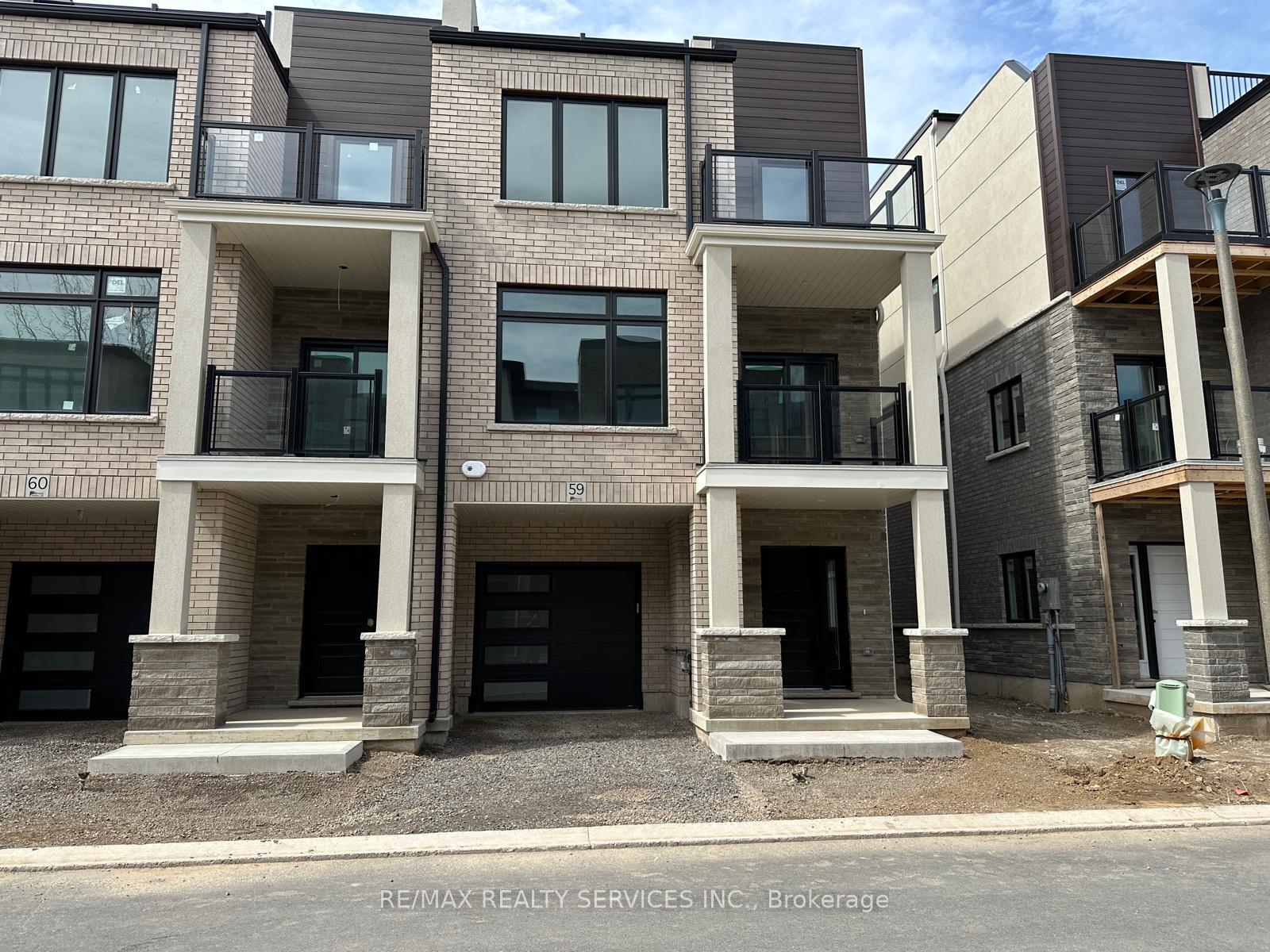 Front of 294 Vine Street