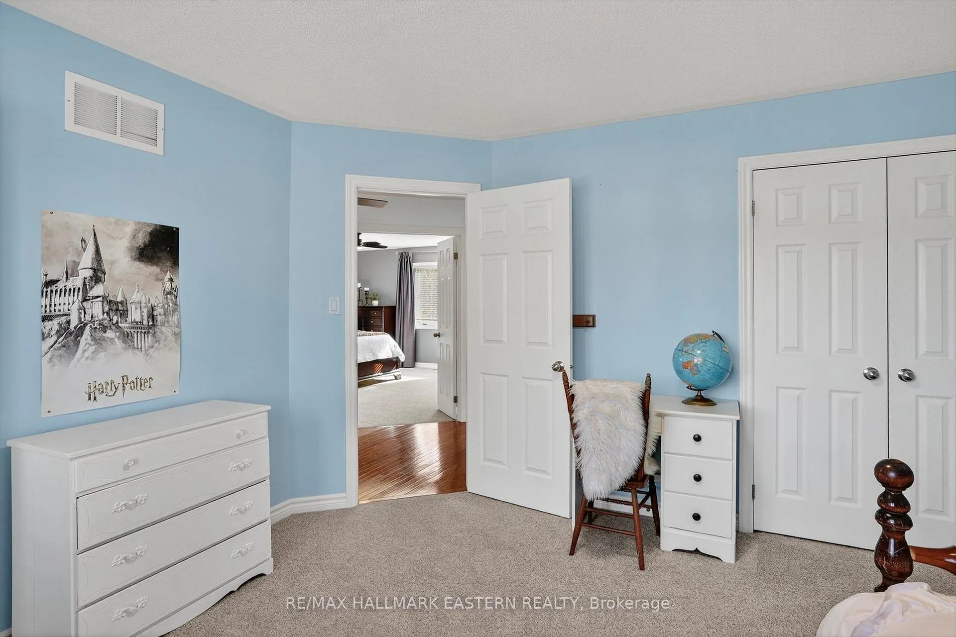 Photo 29 of 110 Sleeman Square, Clarington, Courtice — HOMEH