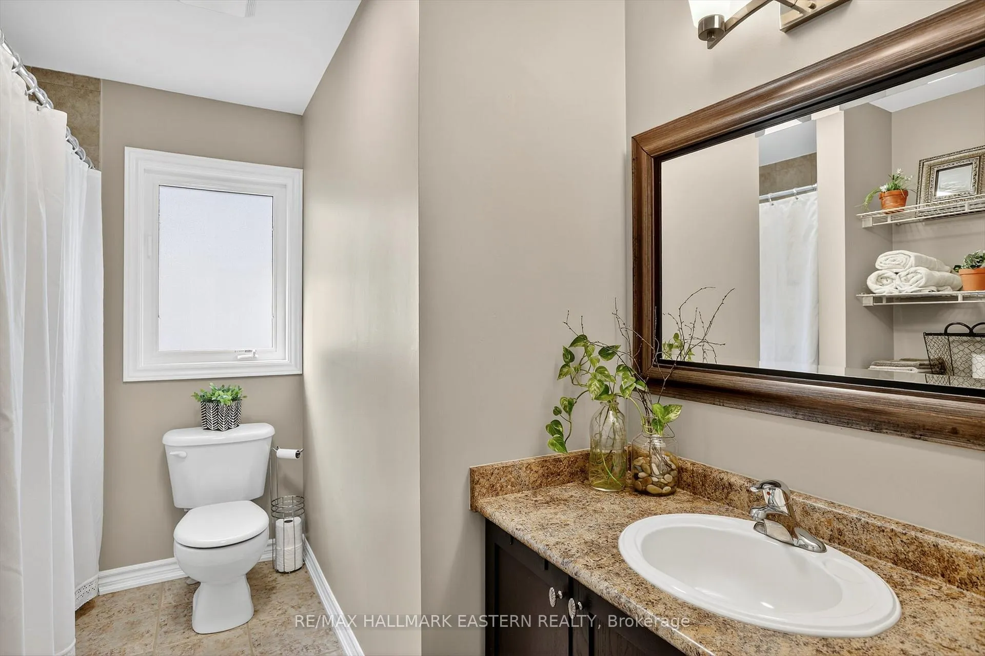 Photo 30 of 110 Sleeman Square, Clarington, Courtice — HOMEH