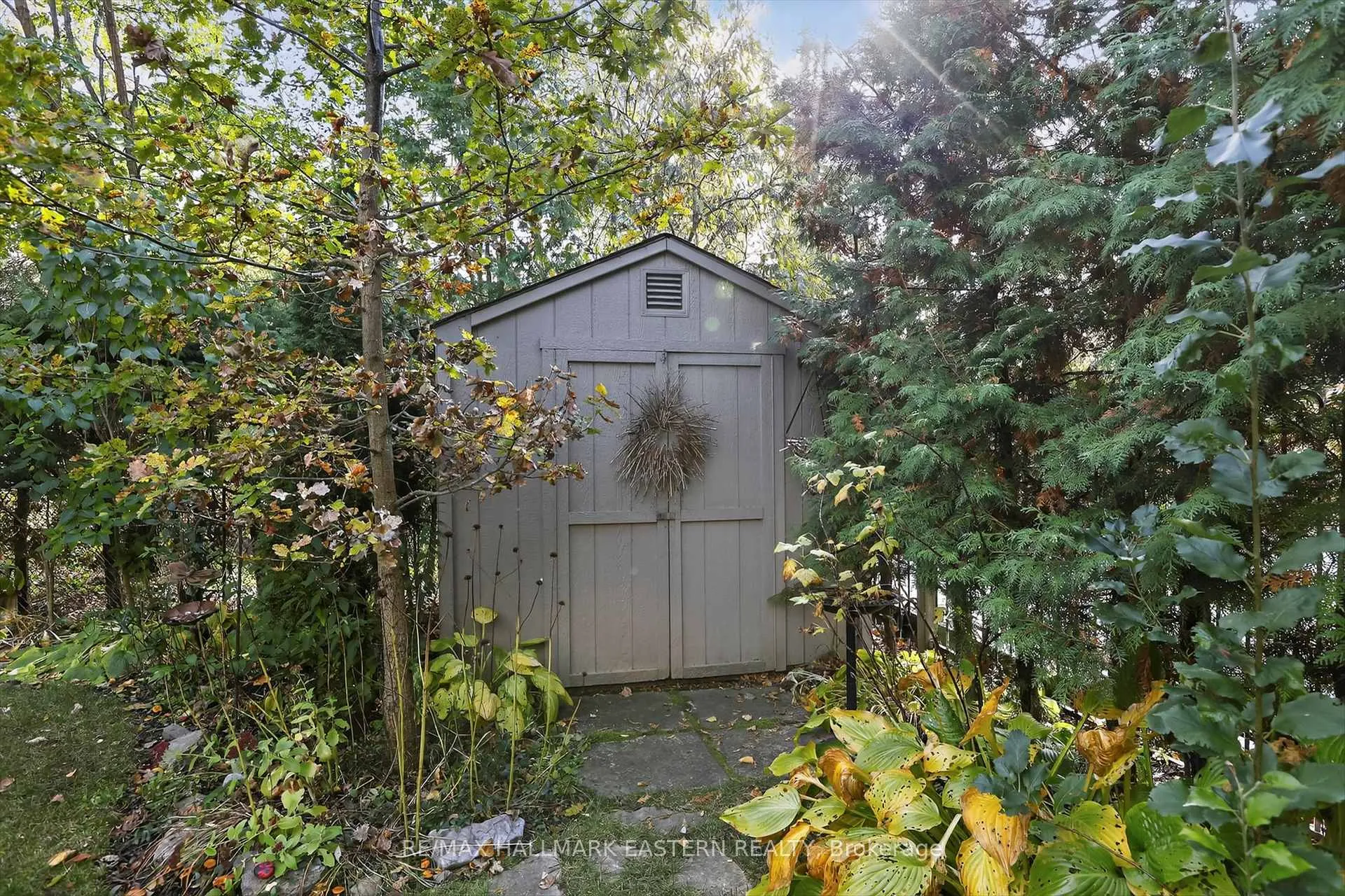Photo 46 of 110 Sleeman Square, Clarington, Courtice — HOMEH
