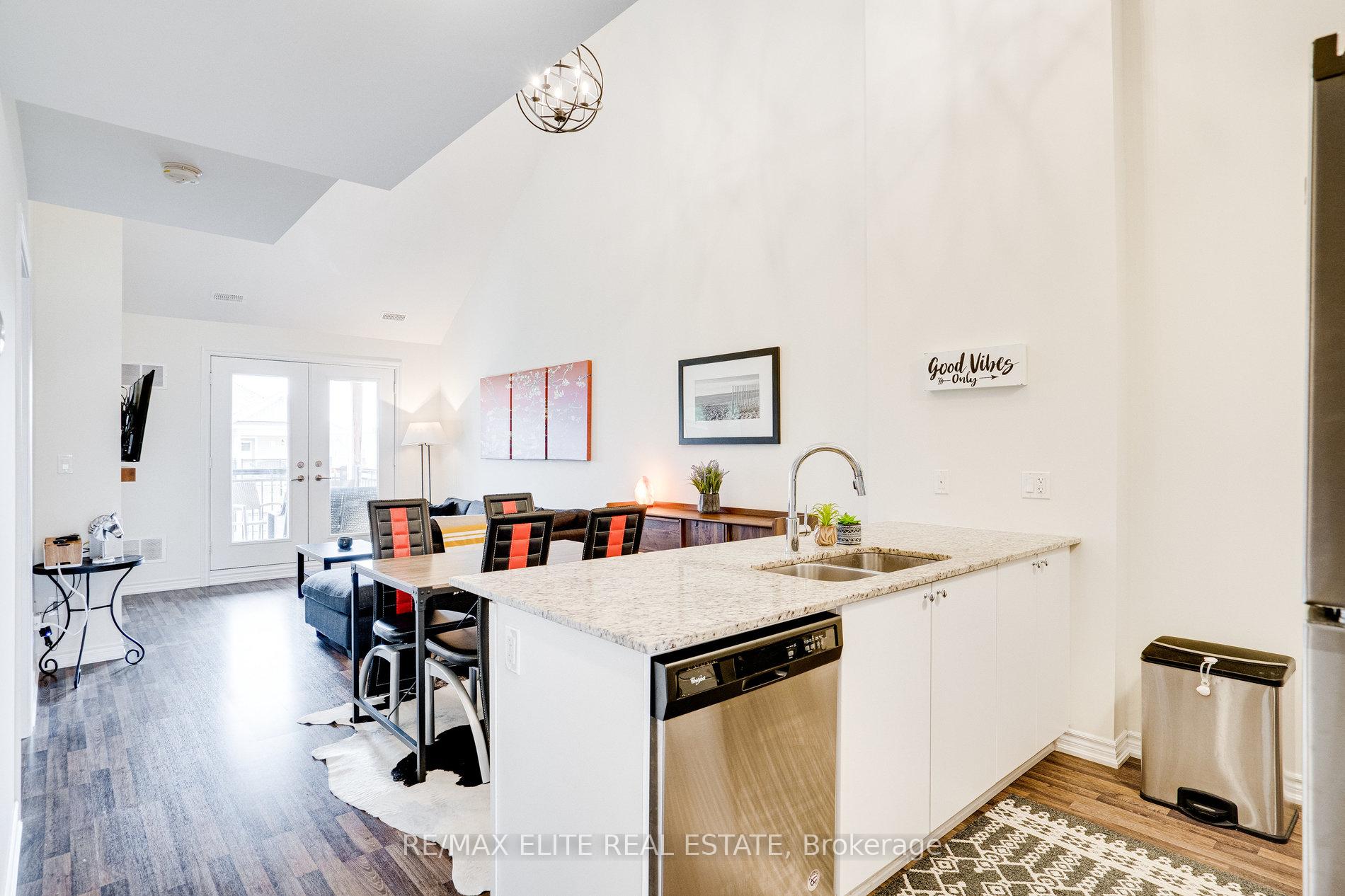 Photo 12 of Unit 303, 5 Anchorage Crescent, Collingwood — HOMEH