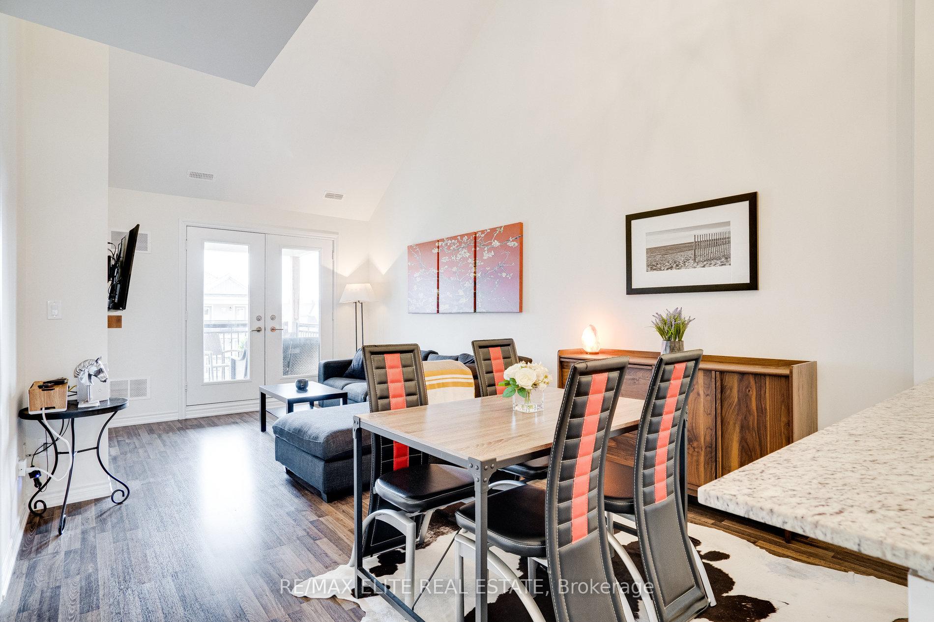 Photo 13 of Unit 303, 5 Anchorage Crescent, Collingwood — HOMEH
