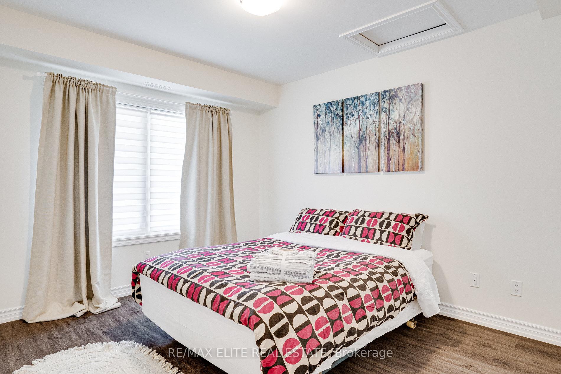 Photo 18 of Unit 303, 5 Anchorage Crescent, Collingwood — HOMEH