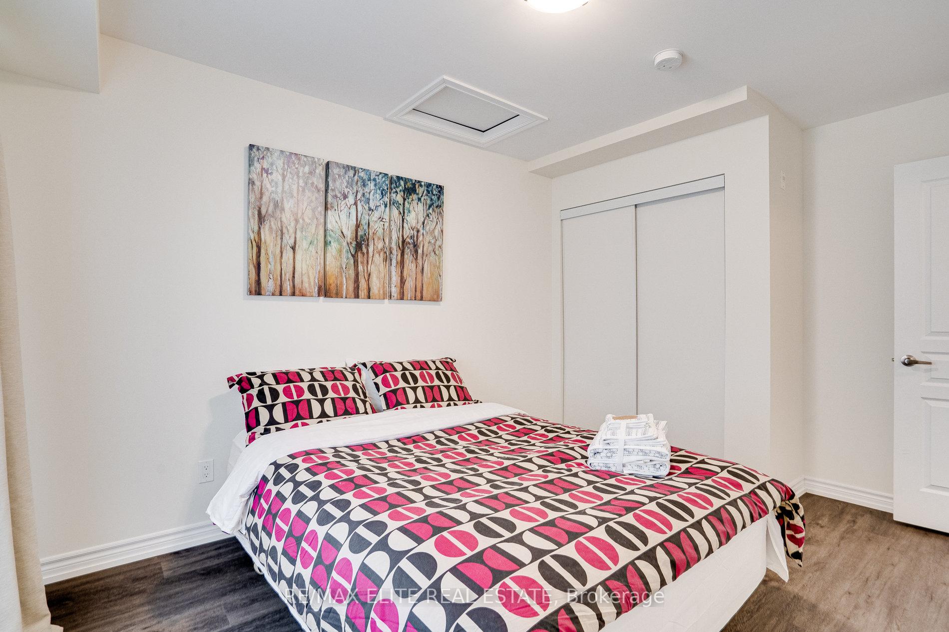 Photo 19 of Unit 303, 5 Anchorage Crescent, Collingwood — HOMEH