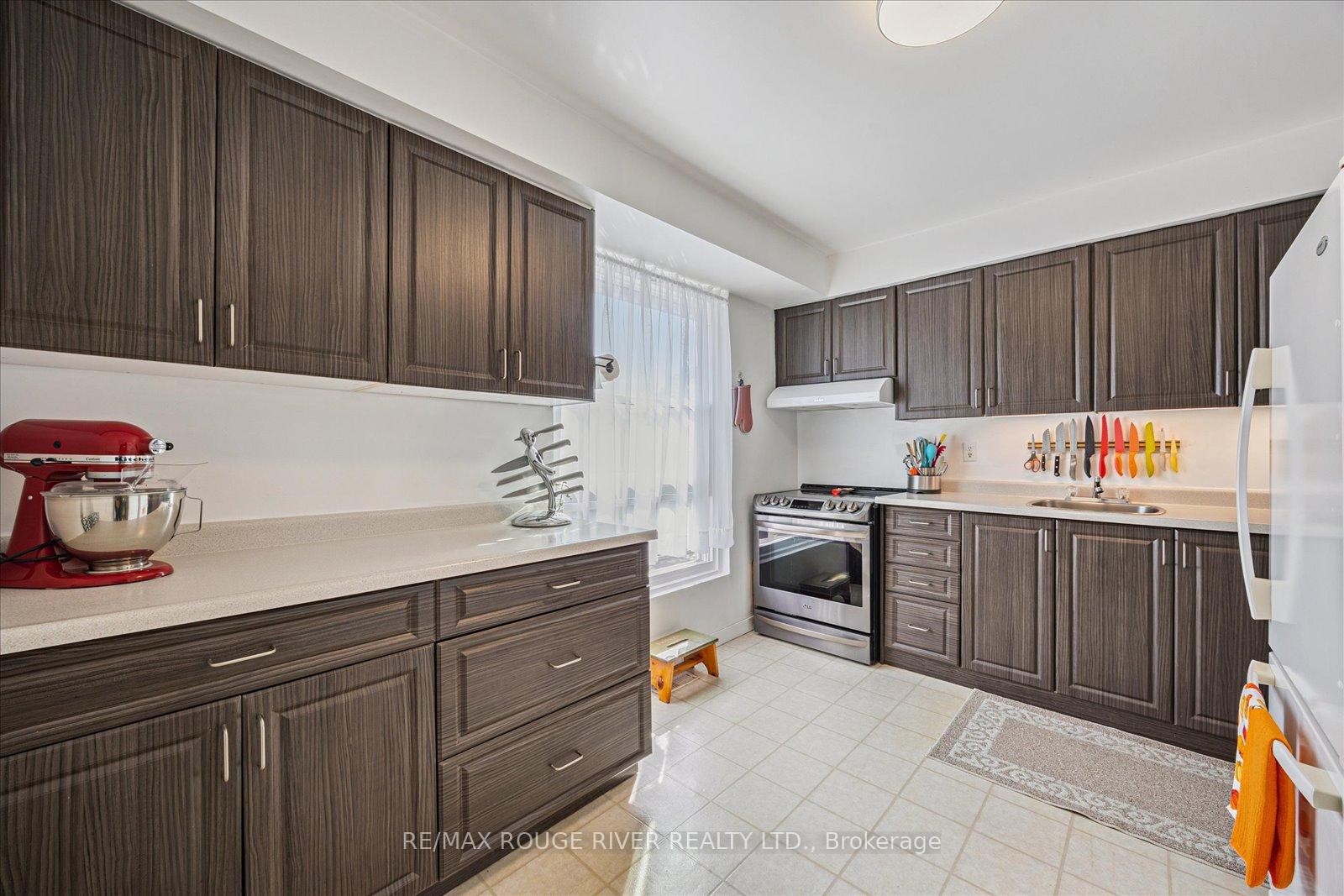 Photo 9 of Unit 50, 222 Pearson Street, Oshawa, O'Neill — HOMEH
