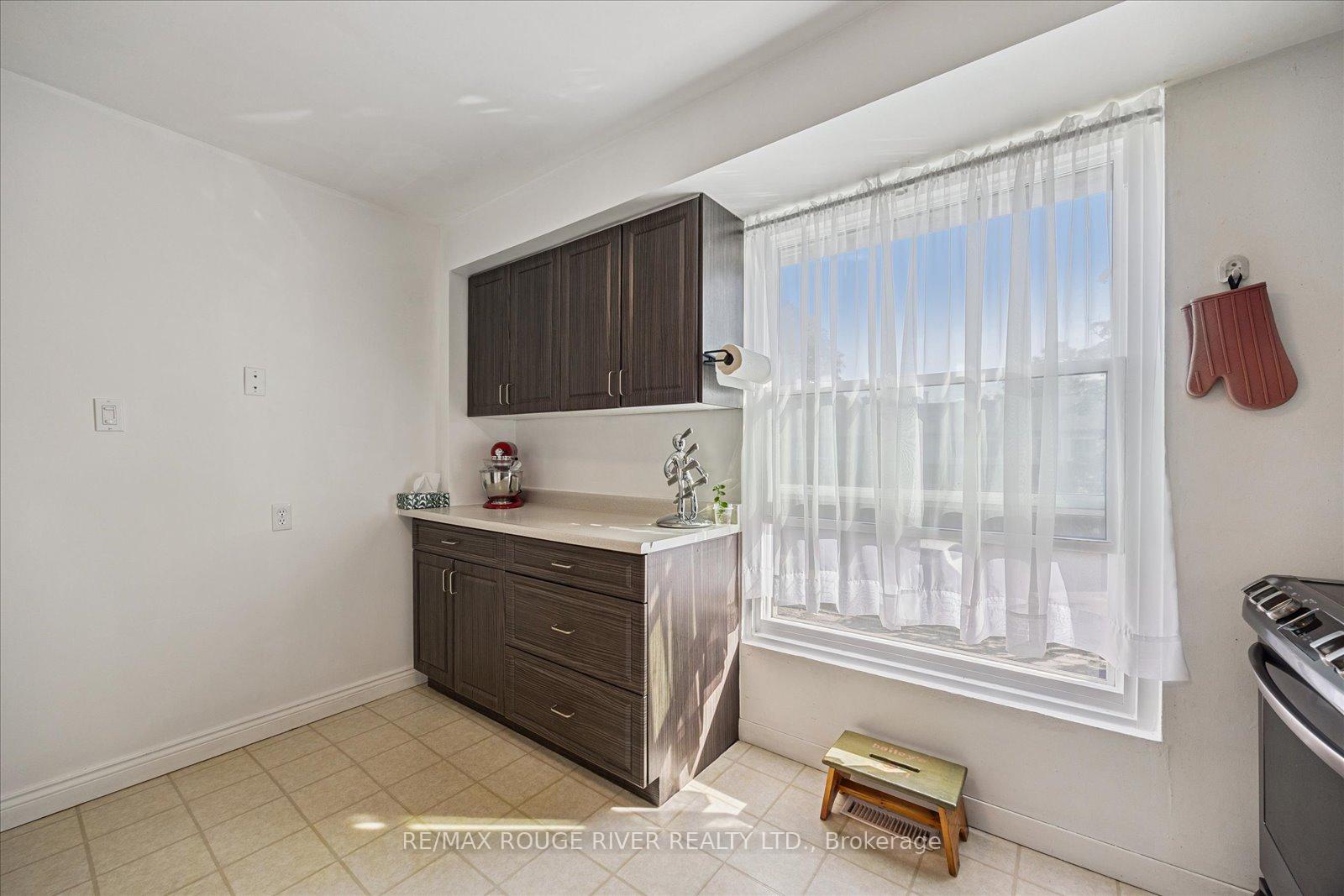 Photo 10 of Unit 50, 222 Pearson Street, Oshawa, O'Neill — HOMEH