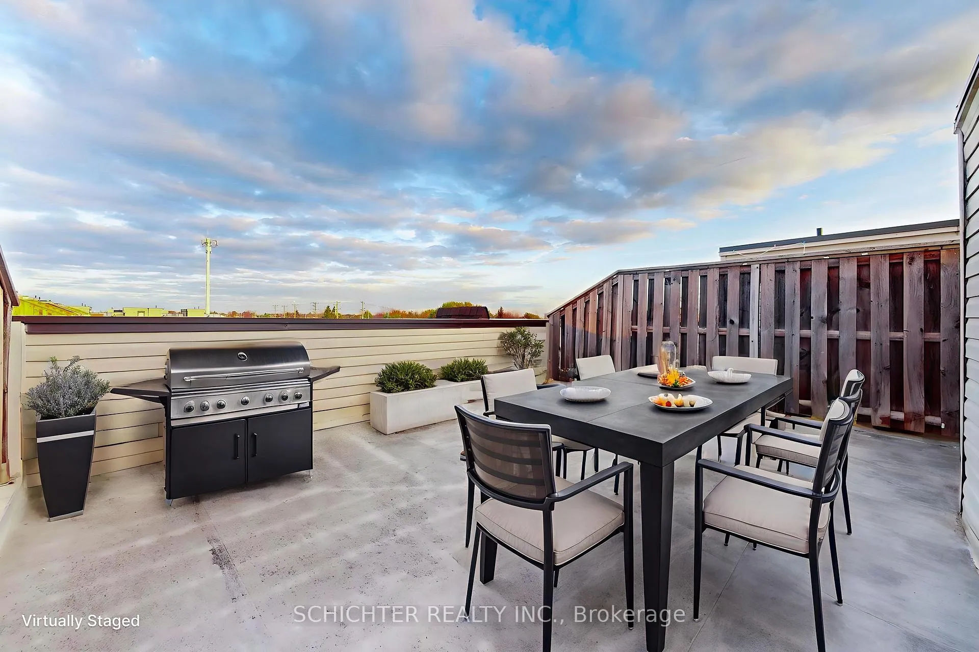 Photo 10 of Unit 296, 306 John Street, Markham, Aileen-Willowbrook — HOMEH
