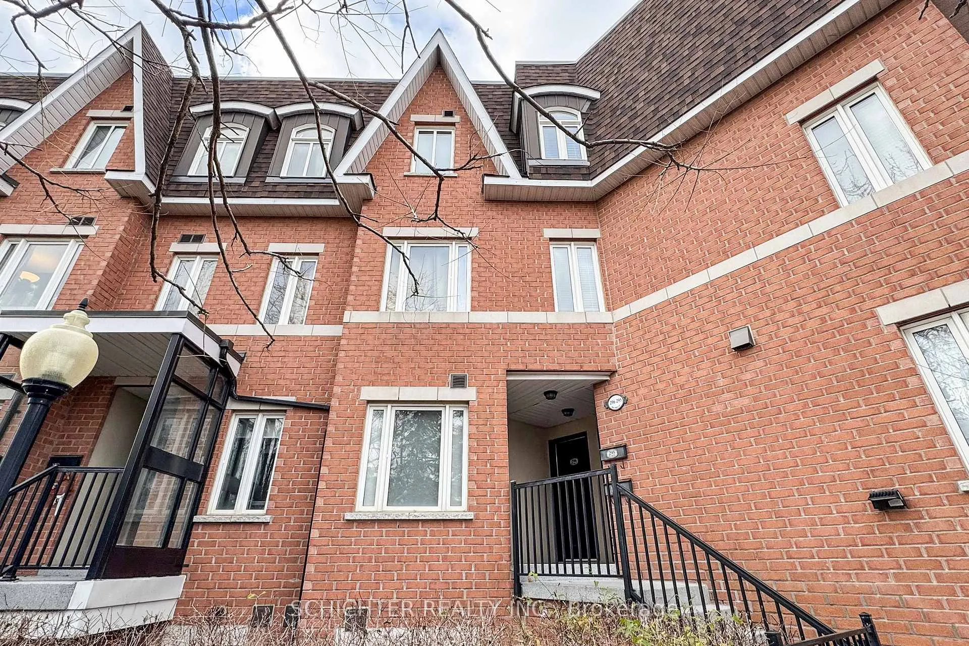 Photo 14 of Unit 296, 306 John Street, Markham, Aileen-Willowbrook — HOMEH