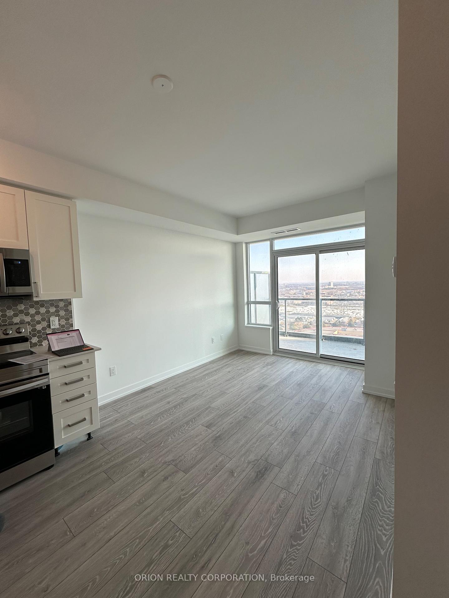 Photo 4 of Unit 2211, 1455 Celebration Drive E, Pickering, Bay Ridges — HOMEH
