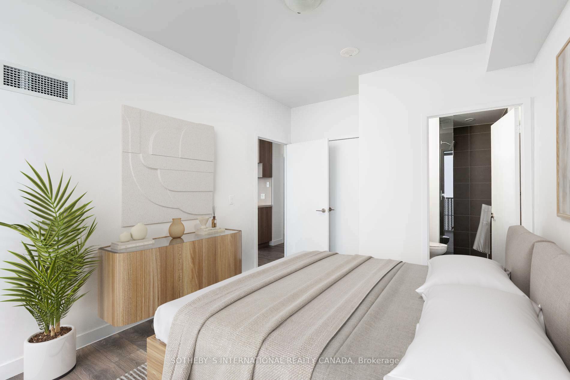 Photo 6 of Unit 4308, 8 Eglinton Avenue E, Toronto, Mount Pleasant West — HOMEH