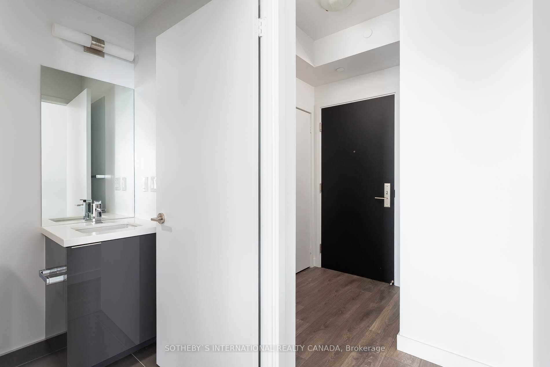 Photo 5 of Unit 4308, 8 Eglinton Avenue E, Toronto, Mount Pleasant West — HOMEH