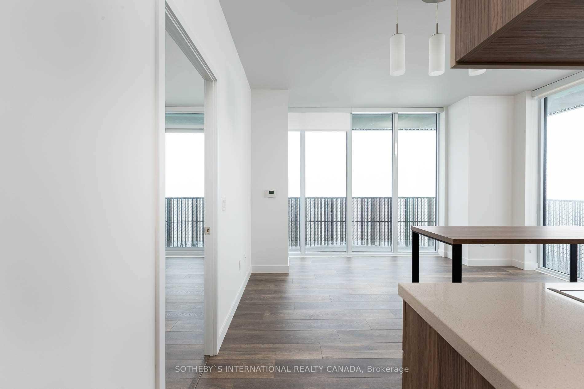 Photo 7 of Unit 4308, 8 Eglinton Avenue E, Toronto, Mount Pleasant West — HOMEH