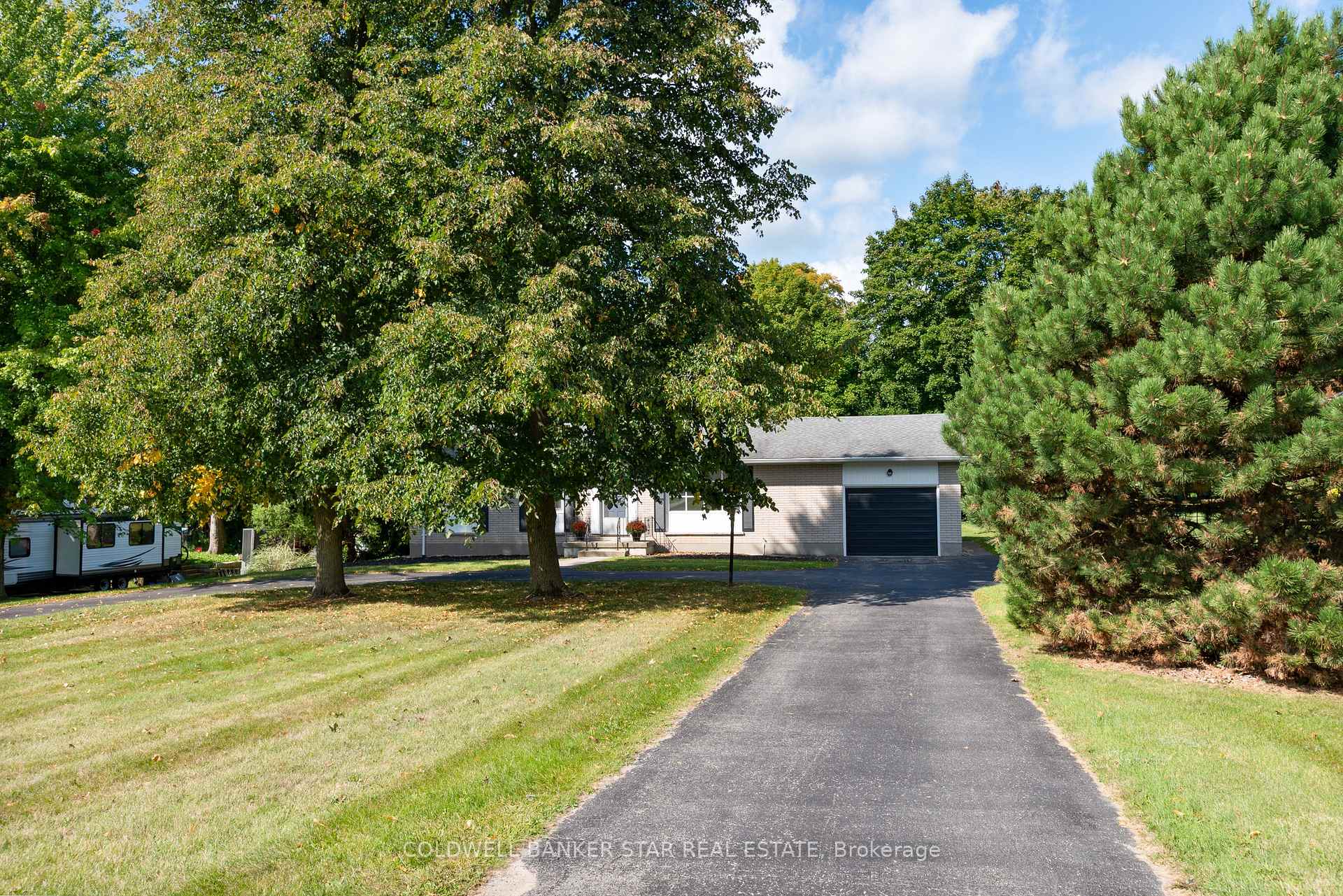 Photo 5 of 6361 Sunset Drive, Central Elgin, Rural Central Elgin — HOMEH