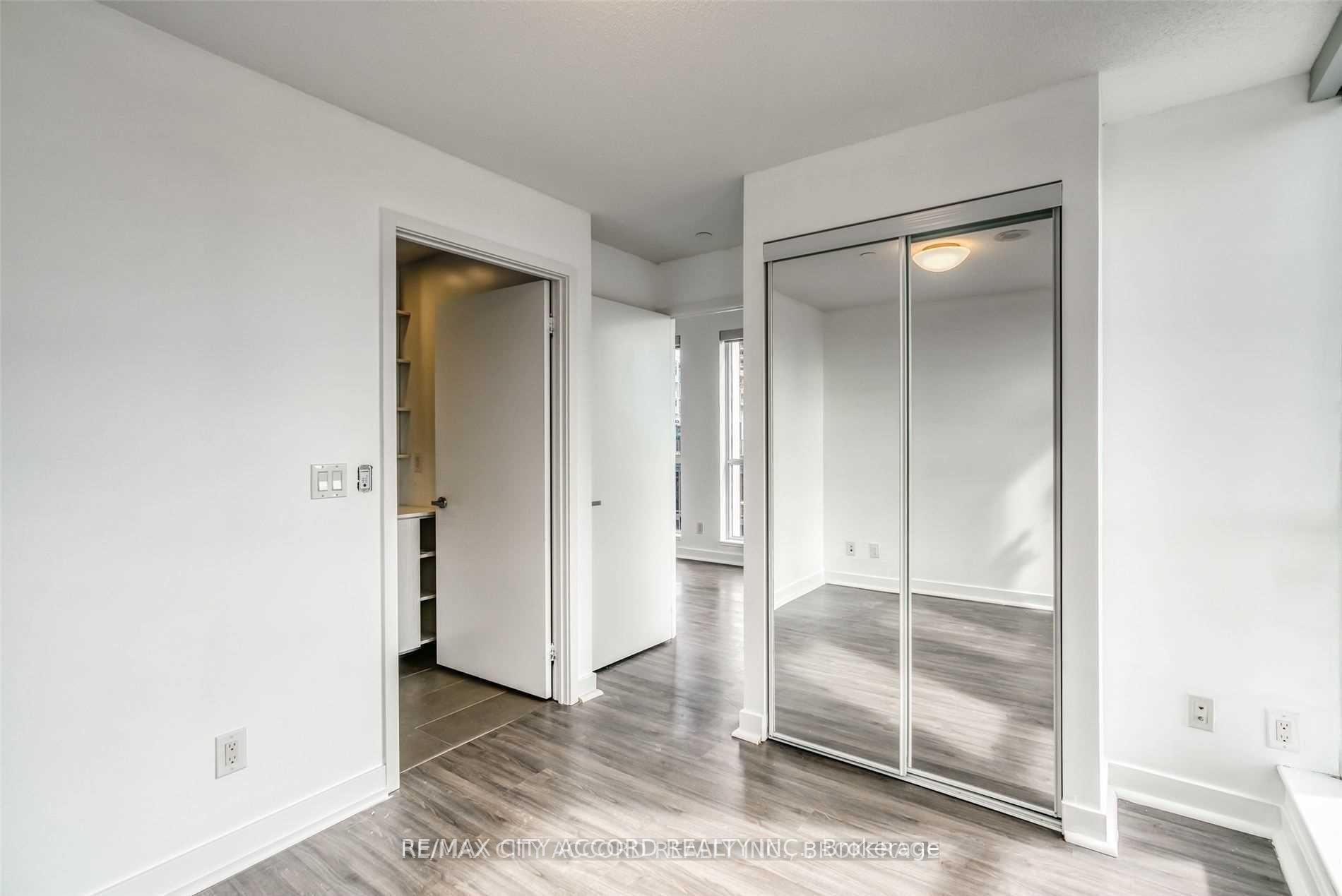 Photo 15 of Unit 802, 170 Sumach Street, Toronto, Regent Park — HOMEH