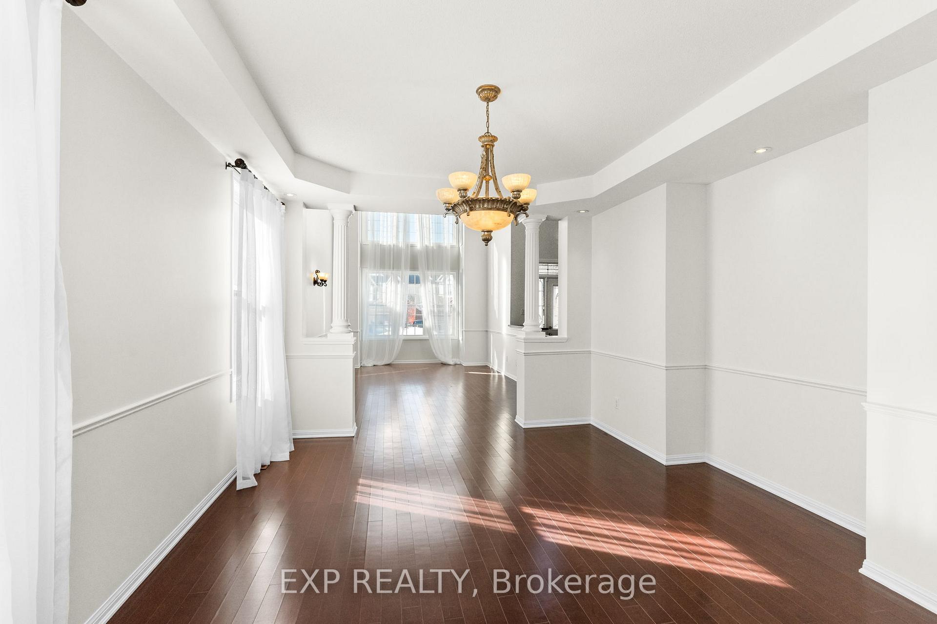 Photo 8 of 537 Bretby Crescent, Ottawa, Barrhaven - Cedargrove/Fraserdale — HOMEH