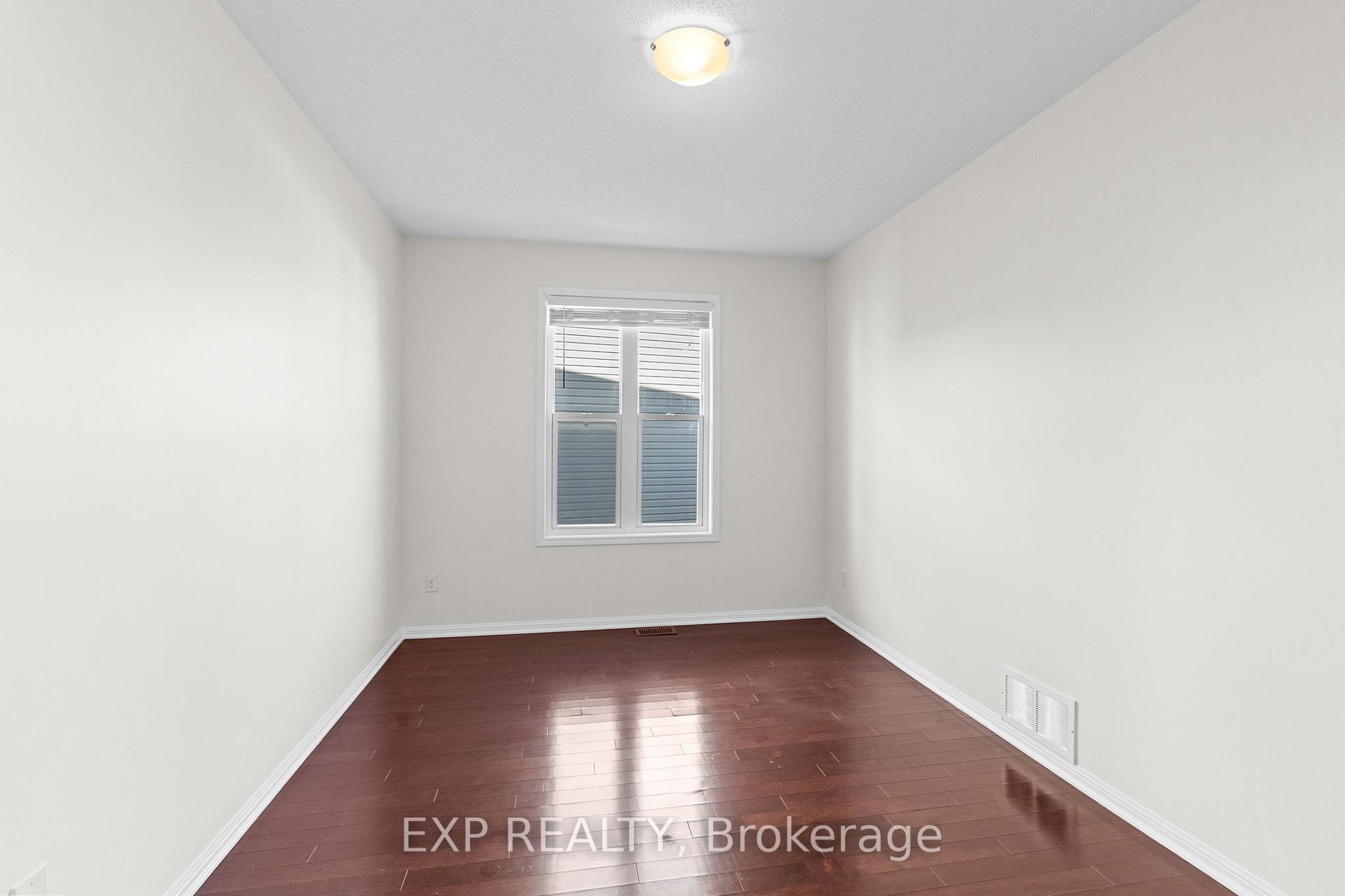 Photo 16 of 537 Bretby Crescent, Ottawa, Barrhaven - Cedargrove/Fraserdale — HOMEH