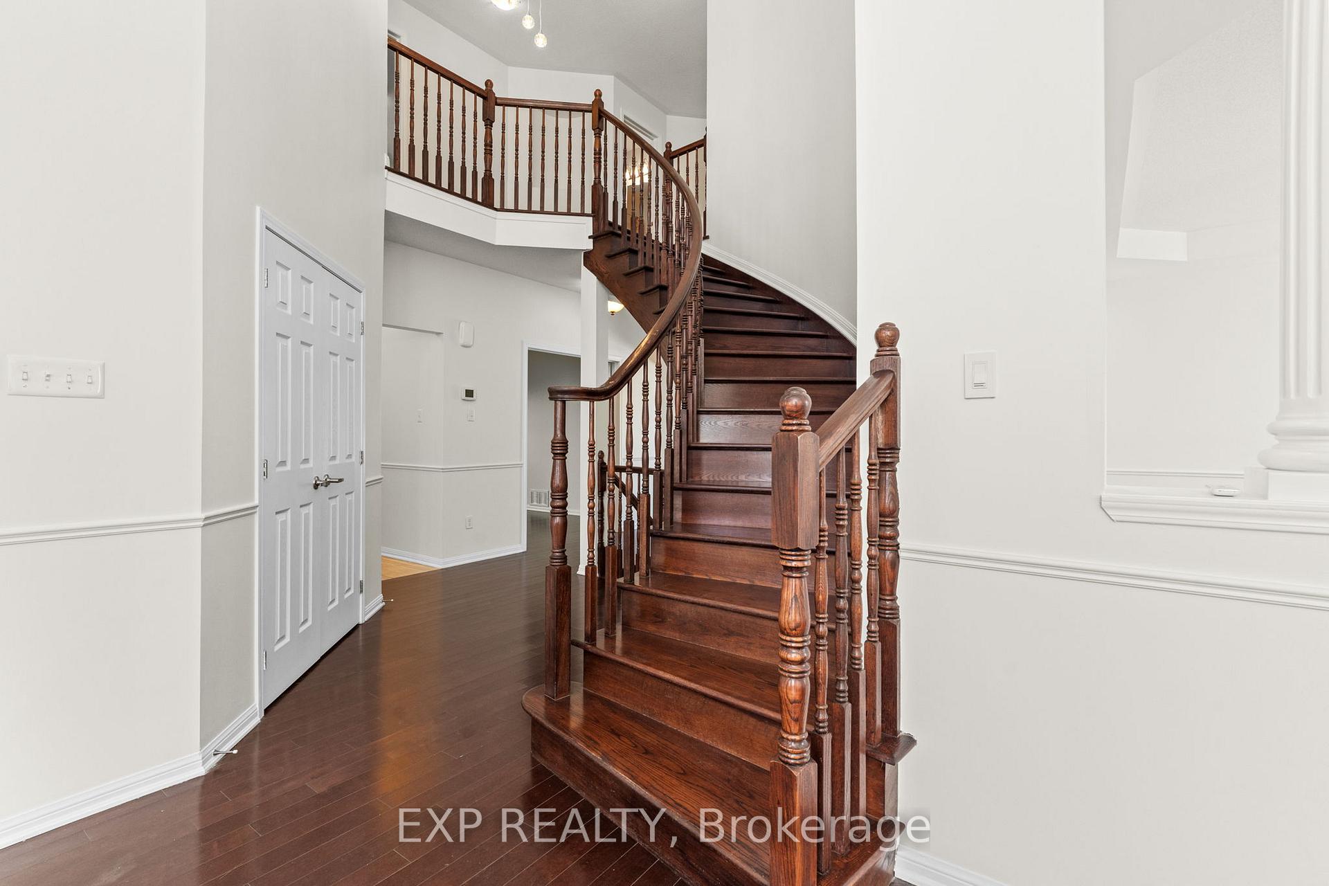 Photo 19 of 537 Bretby Crescent, Ottawa, Barrhaven - Cedargrove/Fraserdale — HOMEH