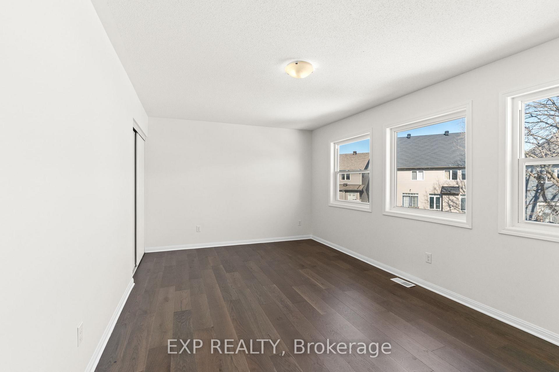 Photo 27 of 537 Bretby Crescent, Ottawa, Barrhaven - Cedargrove/Fraserdale — HOMEH