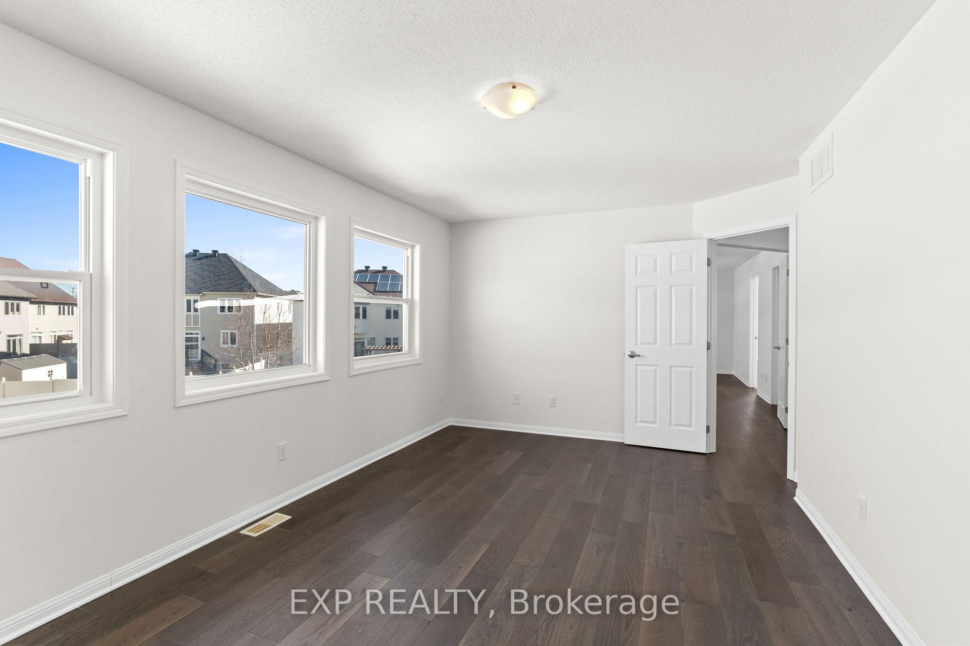 Photo 28 of 537 Bretby Crescent, Ottawa, Barrhaven - Cedargrove/Fraserdale — HOMEH