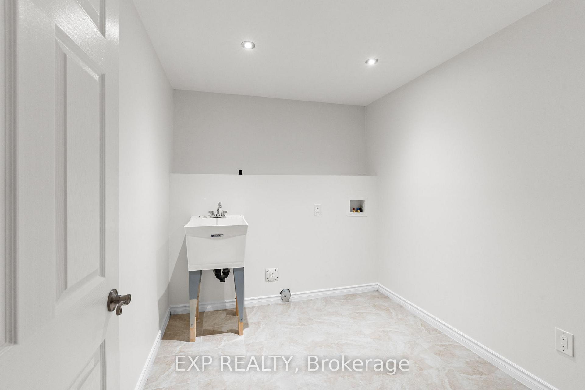 Photo 38 of 537 Bretby Crescent, Ottawa, Barrhaven - Cedargrove/Fraserdale — HOMEH