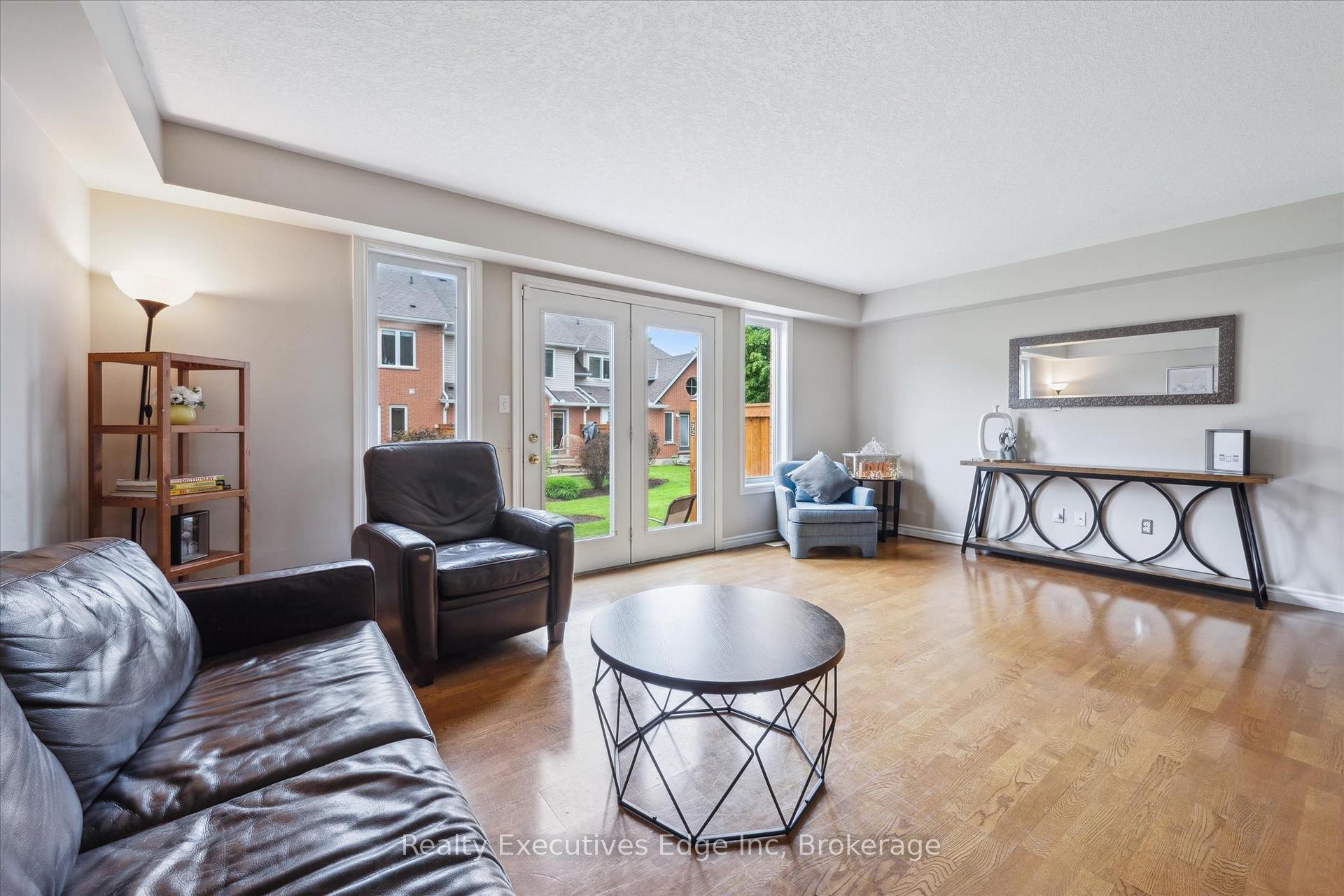 Photo 9 of Unit 92, 165 Terraview Crescent, Guelph, Kortright West — HOMEH