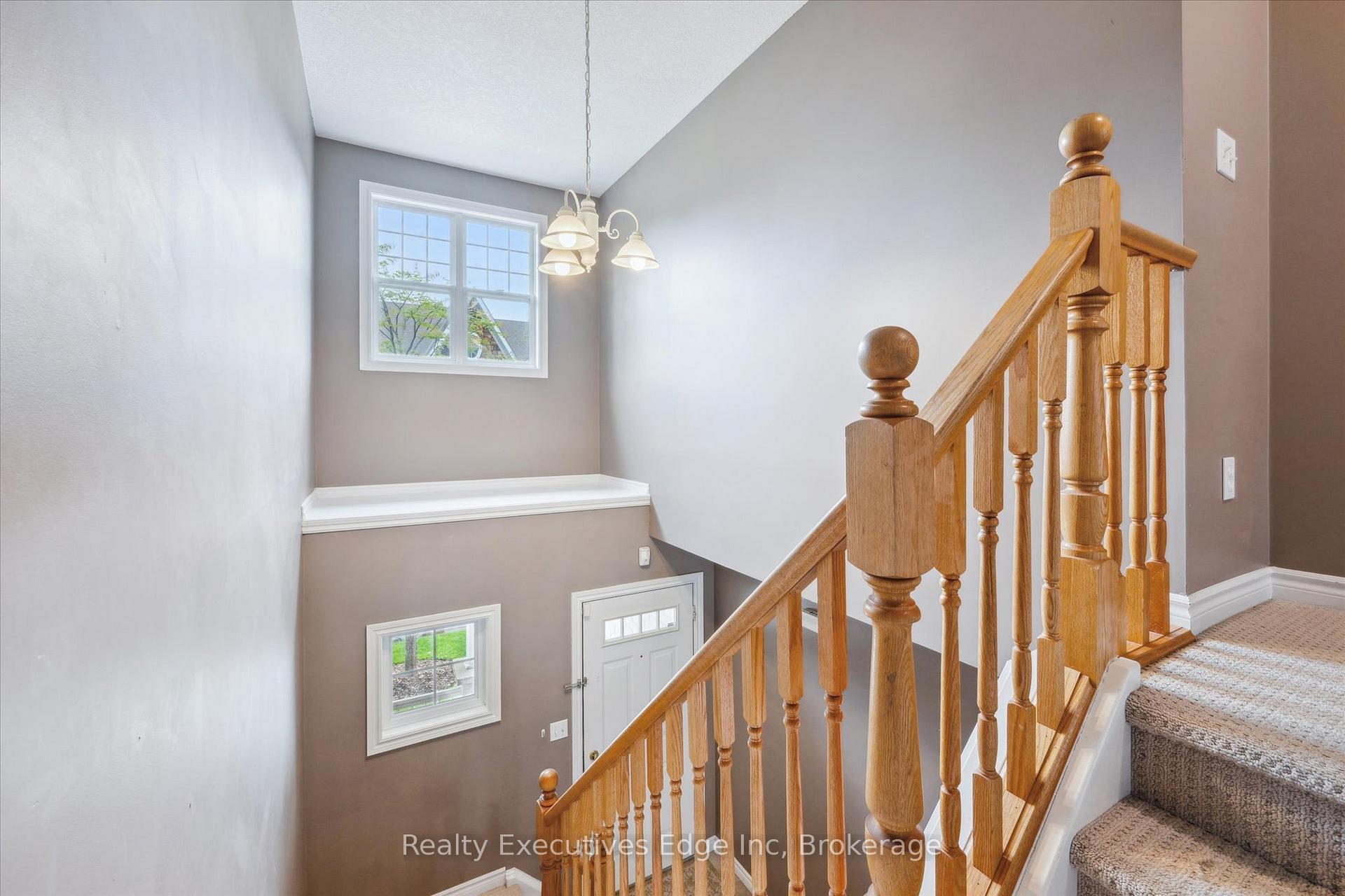 Photo 18 of Unit 92, 165 Terraview Crescent, Guelph, Kortright West — HOMEH
