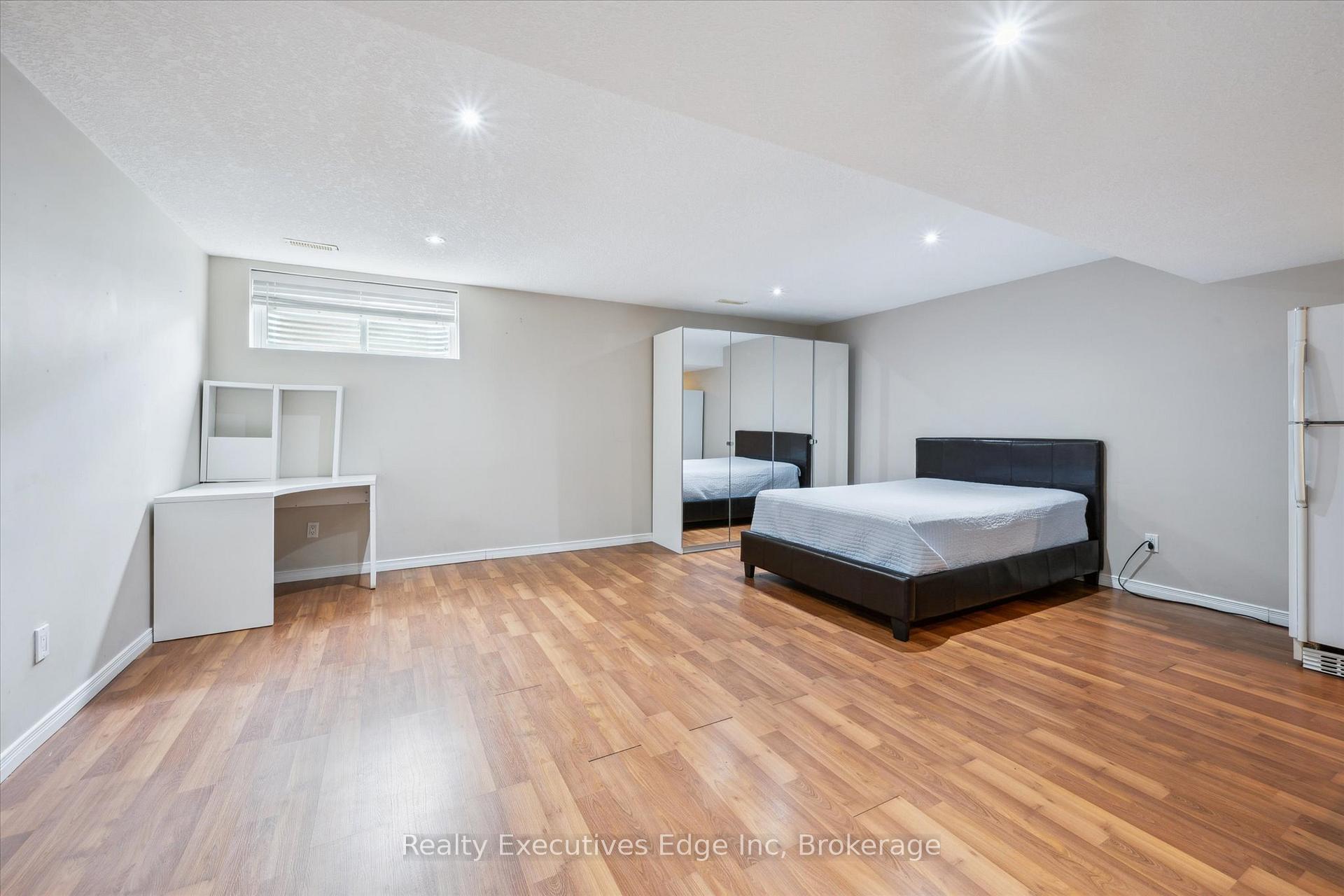 Photo 26 of Unit 92, 165 Terraview Crescent, Guelph, Kortright West — HOMEH