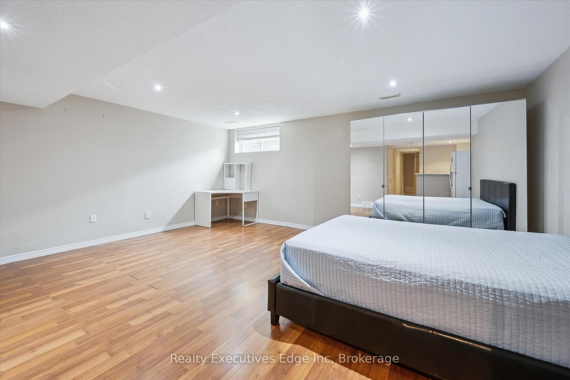 Photo 27 of Unit 92, 165 Terraview Crescent, Guelph, Kortright West — HOMEH