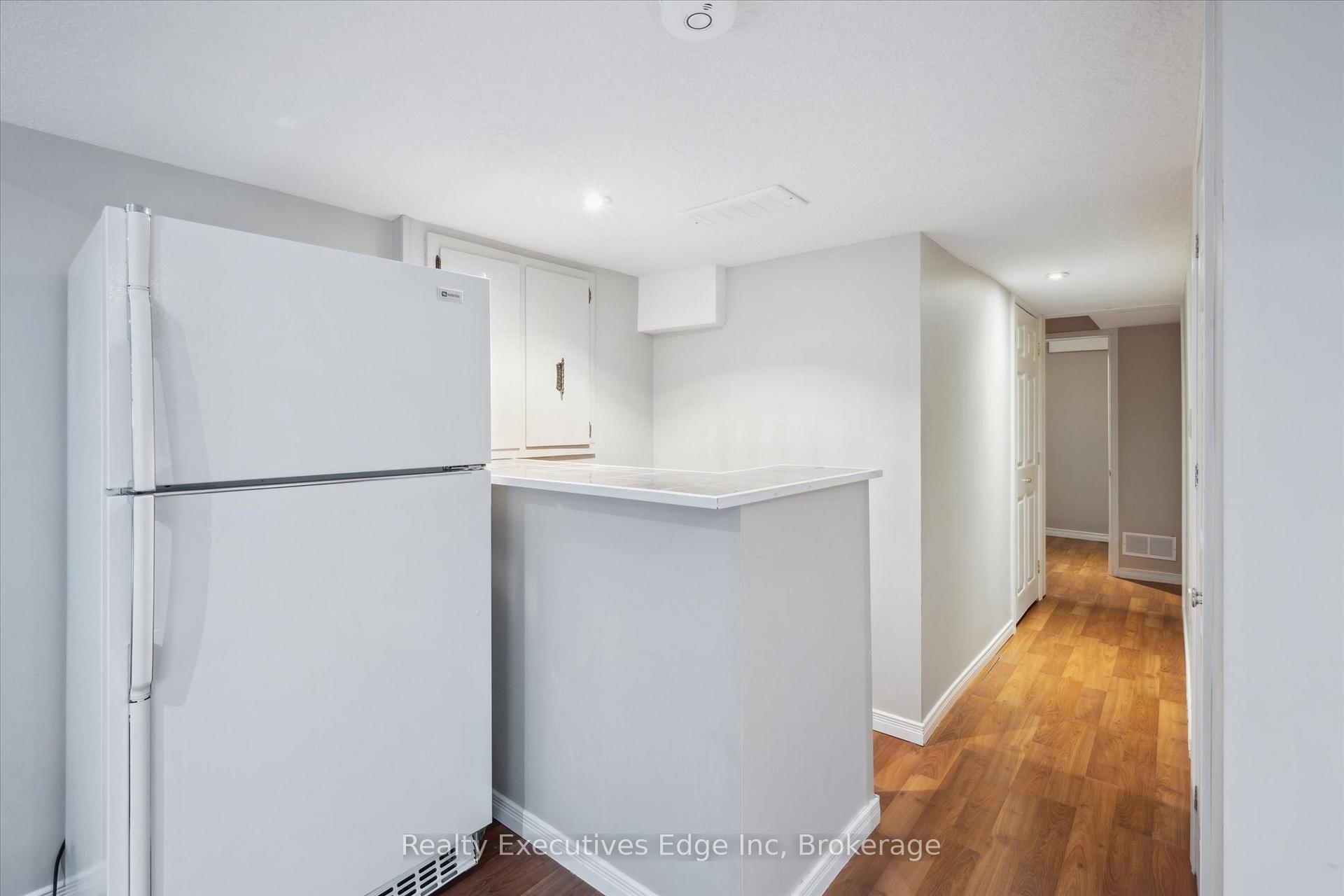 Photo 29 of Unit 92, 165 Terraview Crescent, Guelph, Kortright West — HOMEH