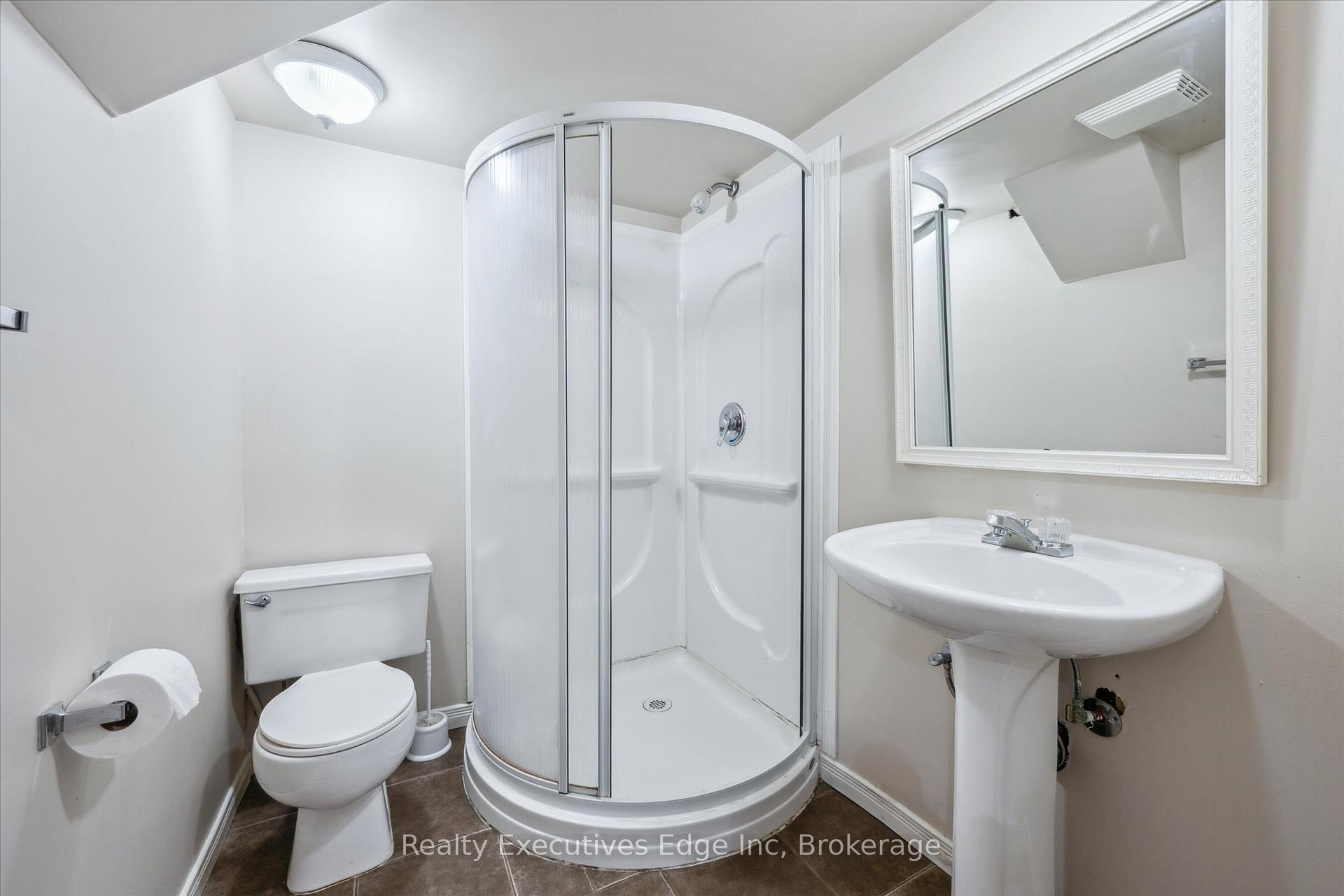 Photo 31 of Unit 92, 165 Terraview Crescent, Guelph, Kortright West — HOMEH
